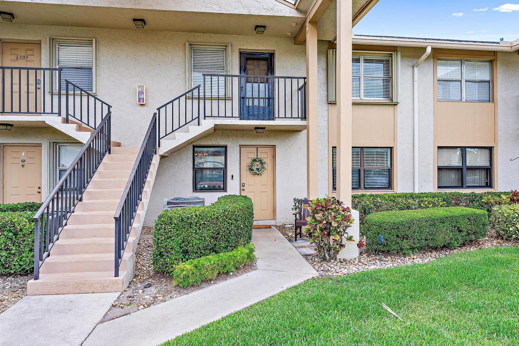 3151 SE Aster Lane 1302