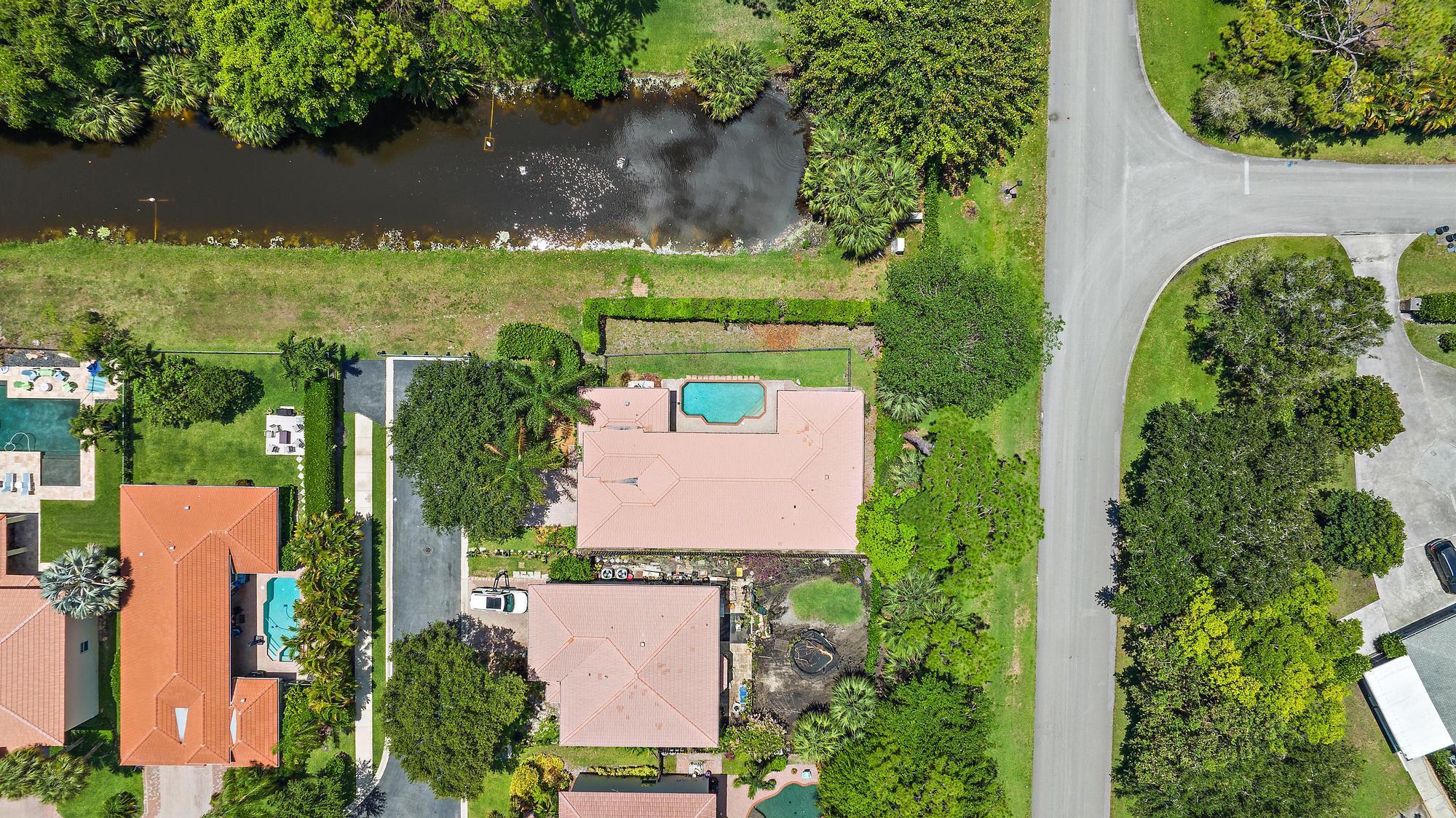 121 Hidden Hollow Drive