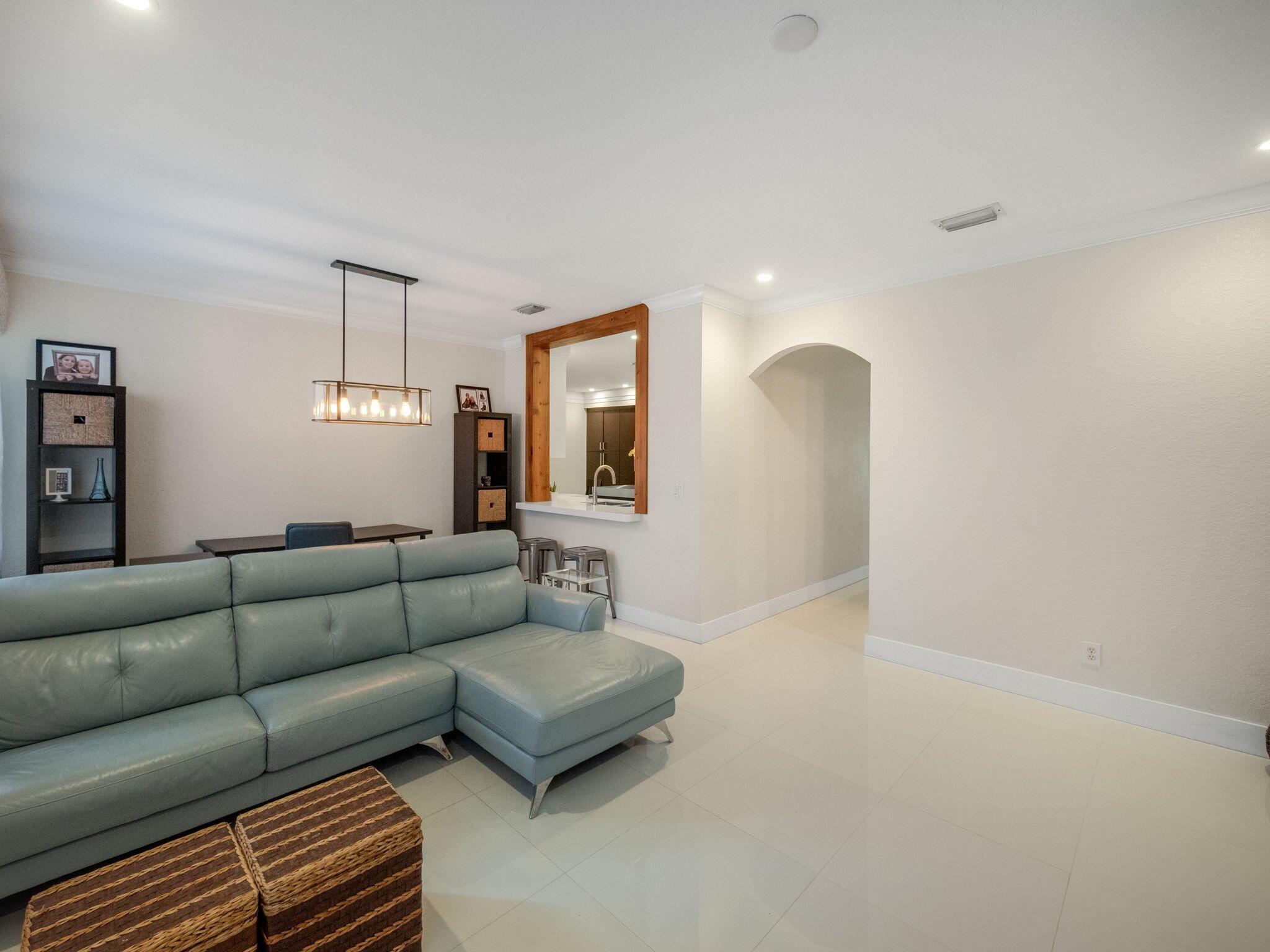 10548 NW 56th Drive