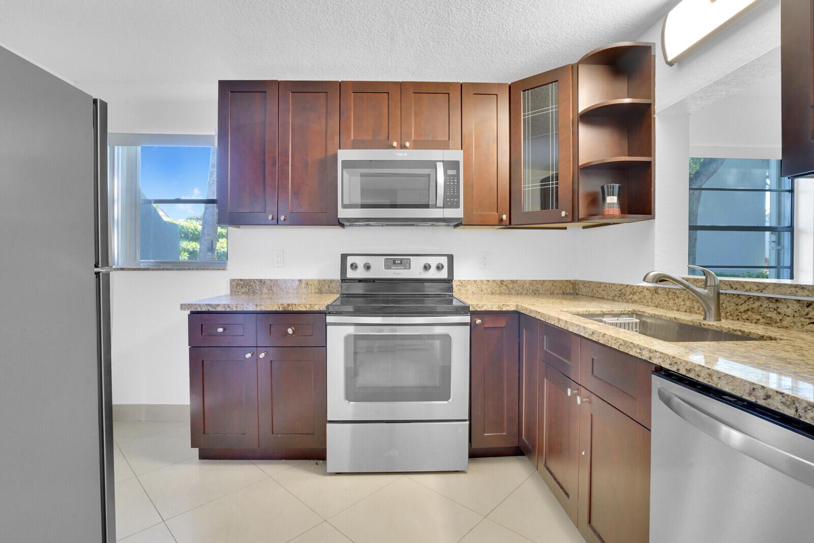 2900 SW 22nd Avenue 5170