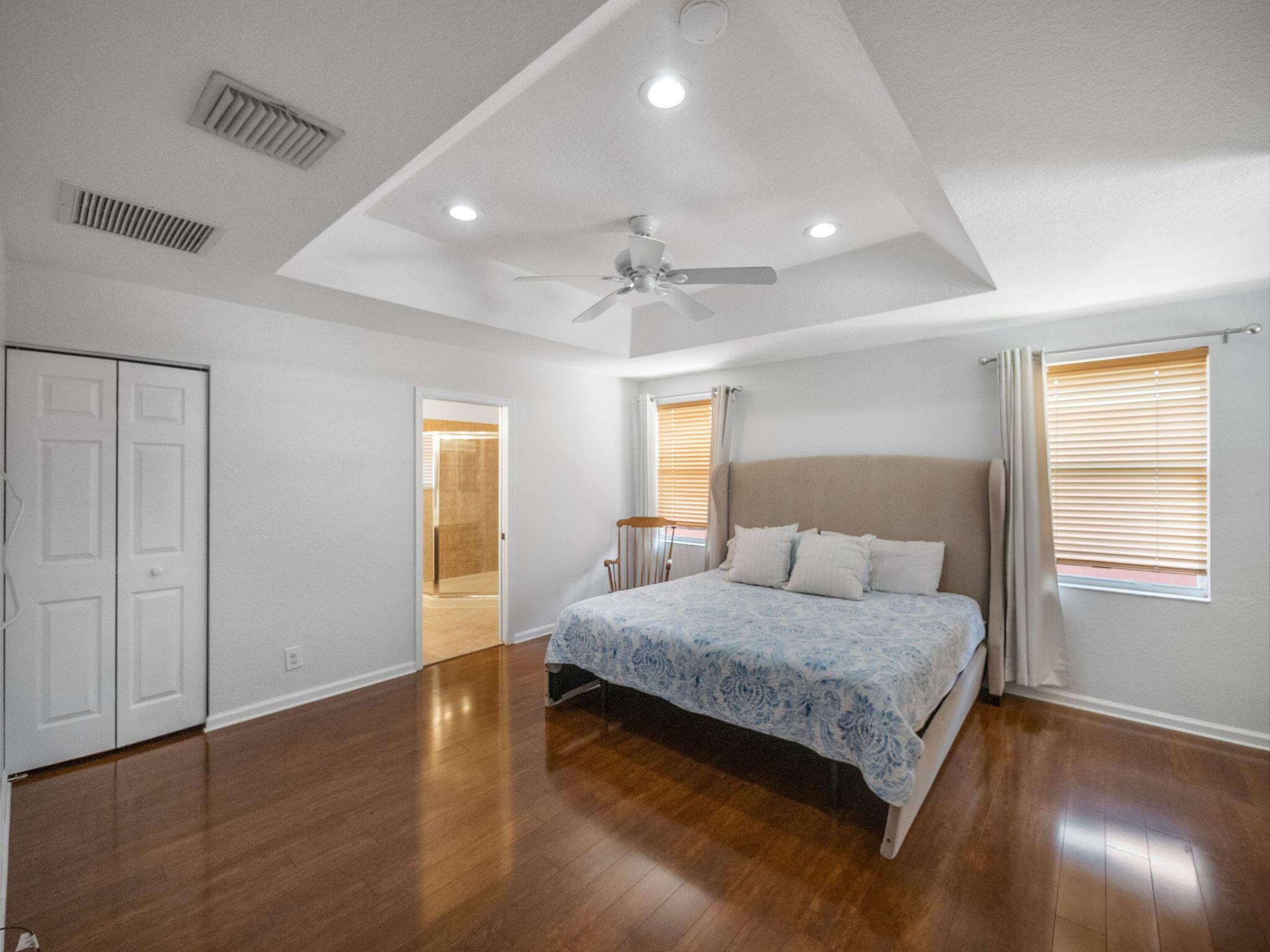 3290 Turtle Cove