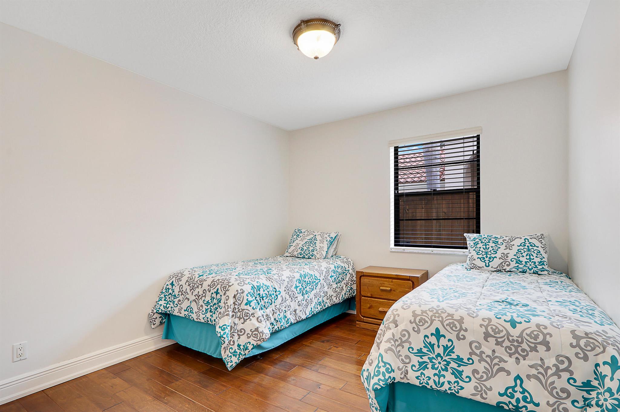 2530 La Lique Circle