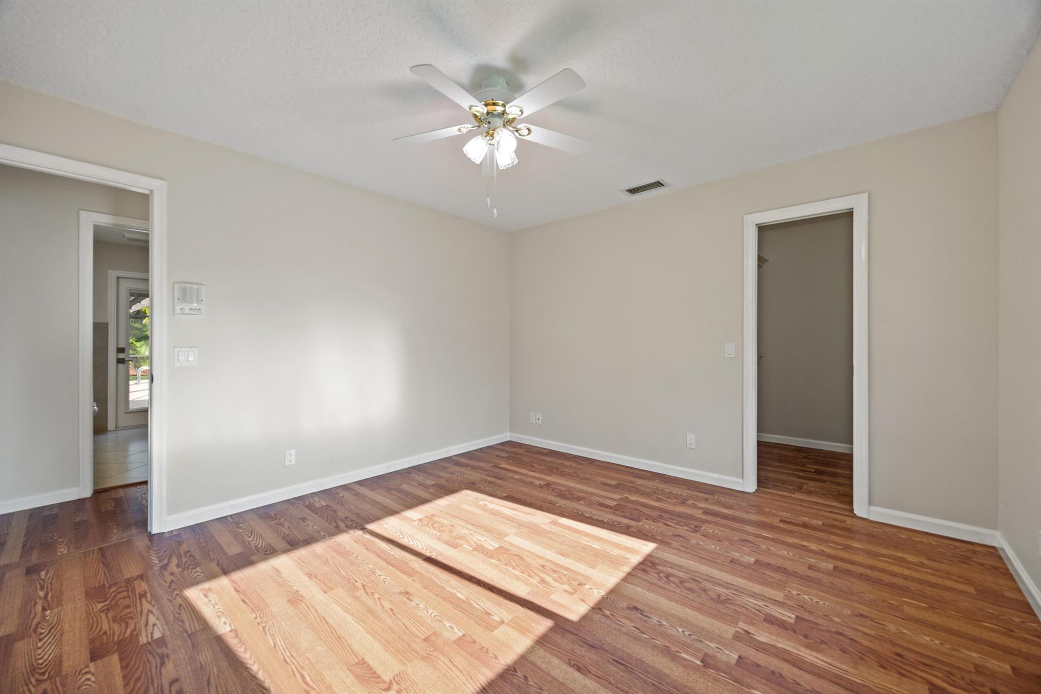 6752 Viewpoint Court