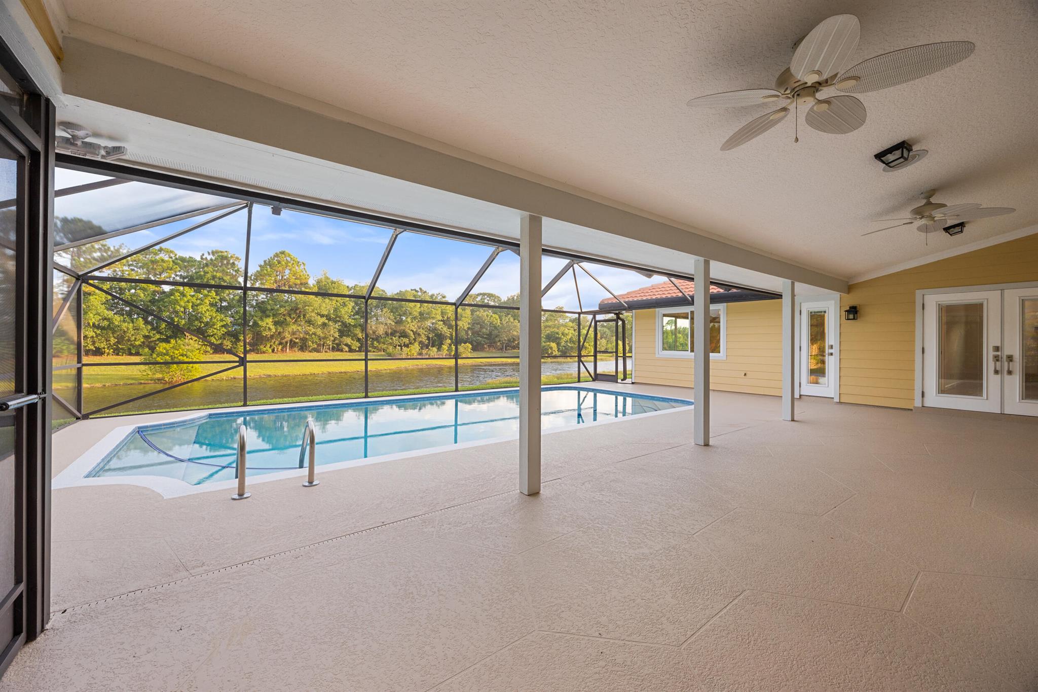 6752 Viewpoint Court