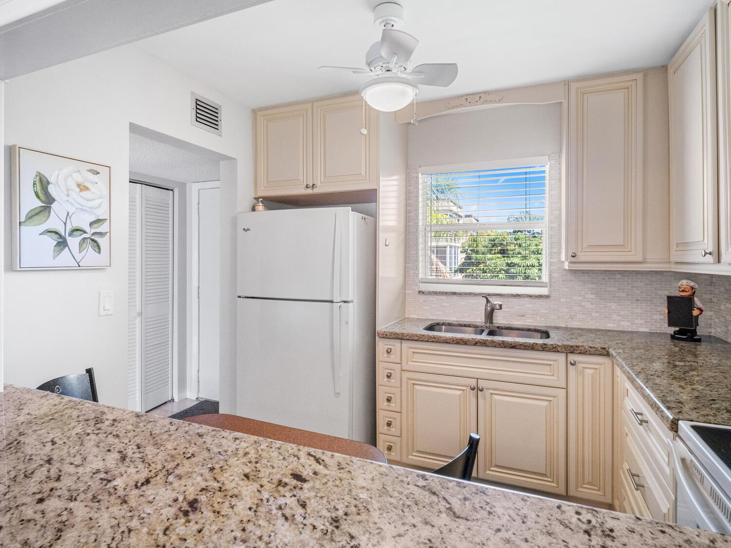 715 Lori Drive Drive 17-#213
