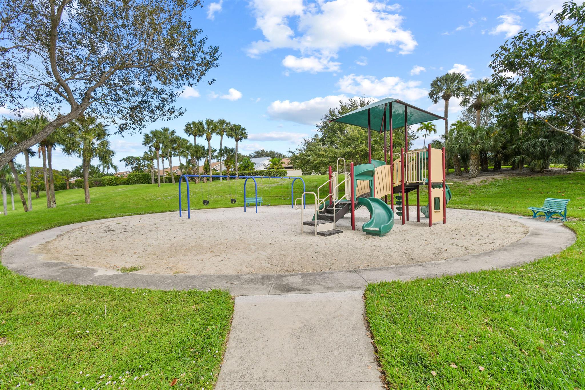 132 Cape Pointe Circle