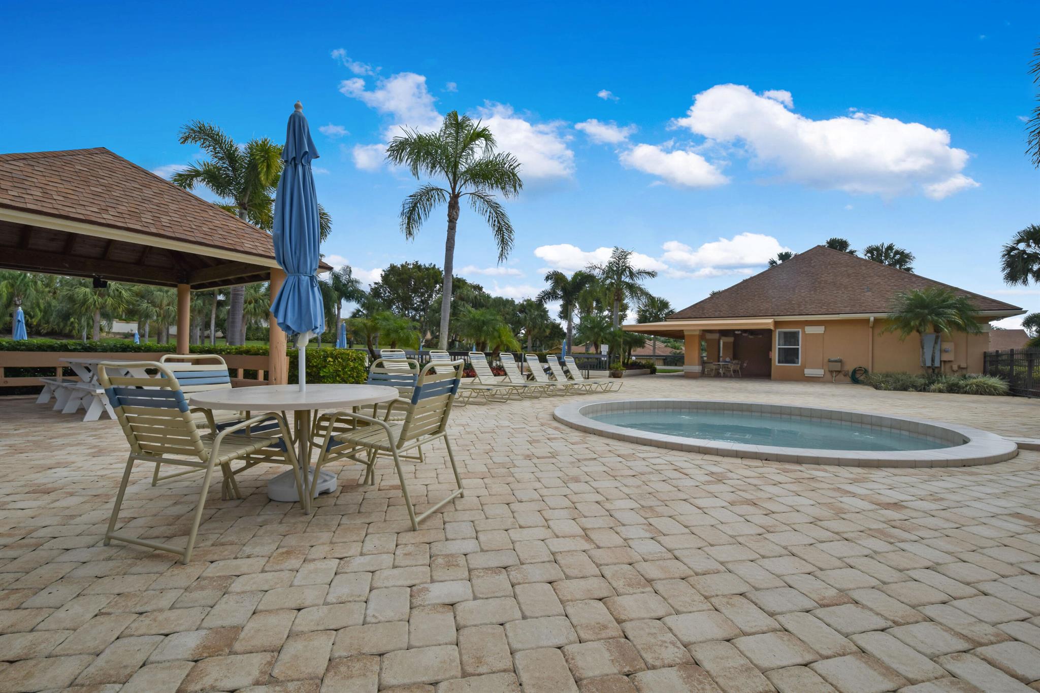 132 Cape Pointe Circle