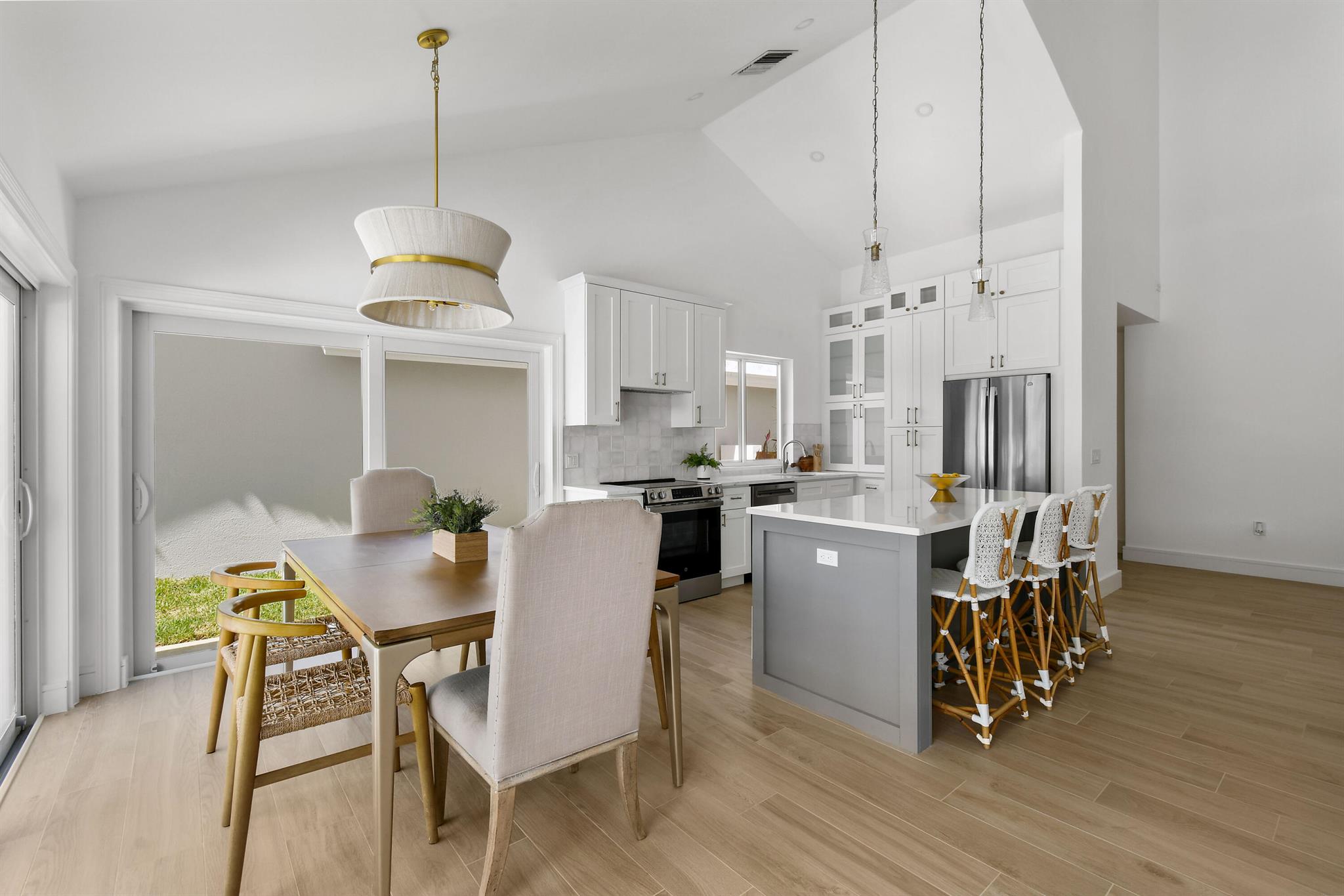 132 Cape Pointe Circle