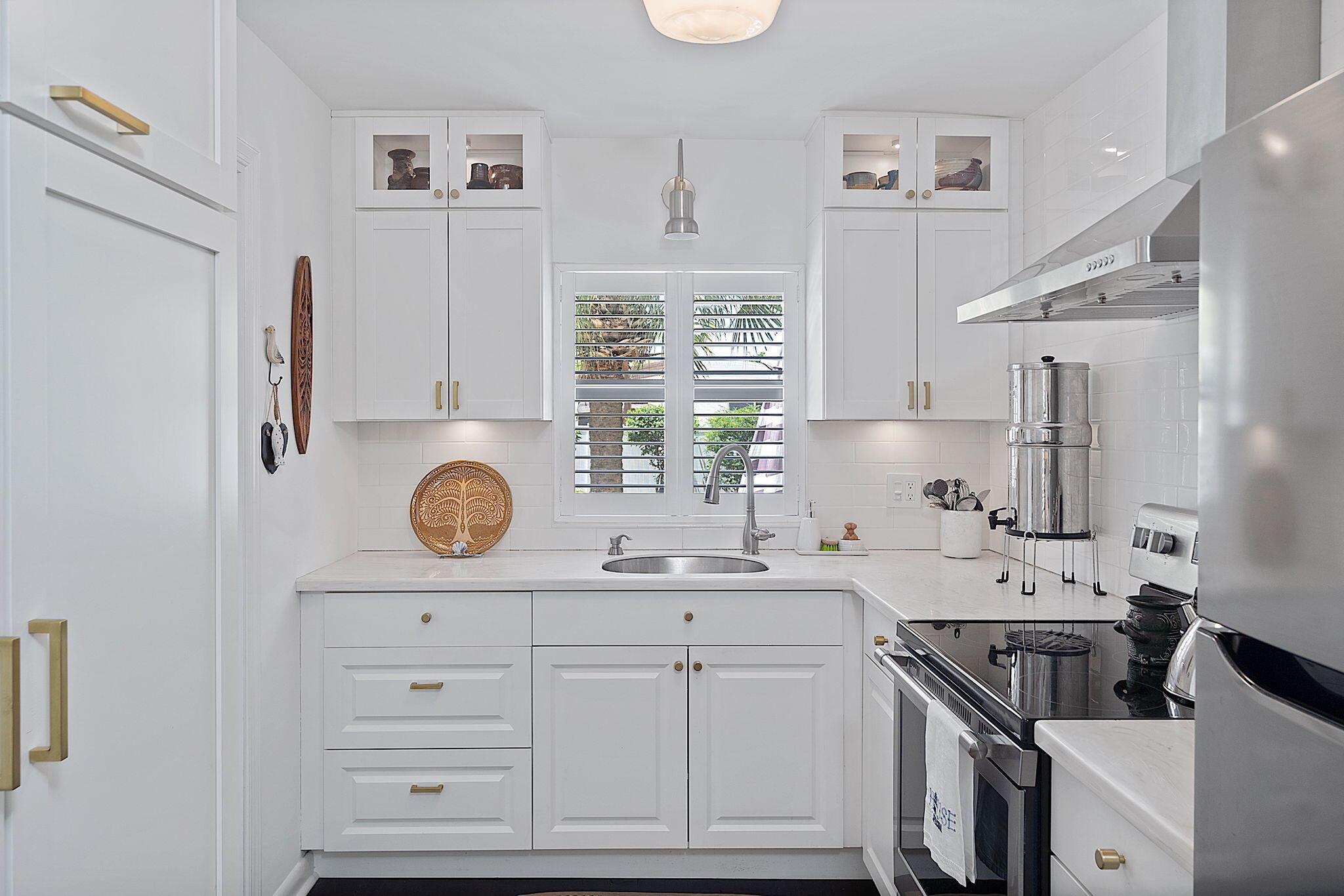 249 NE 9th Street