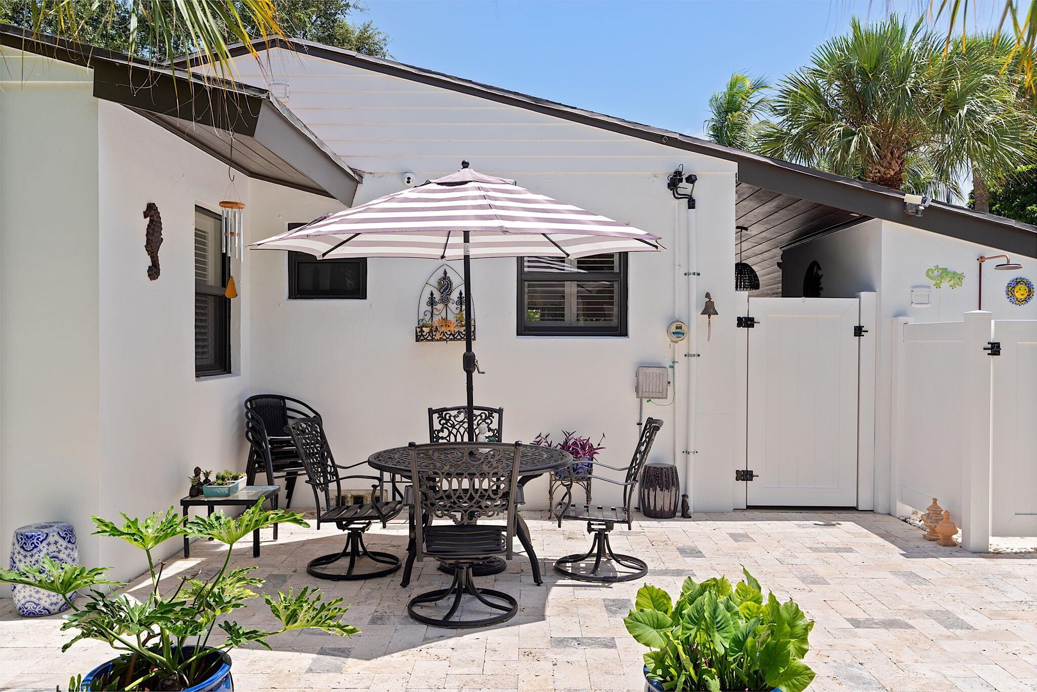 249 NE 9th Street
