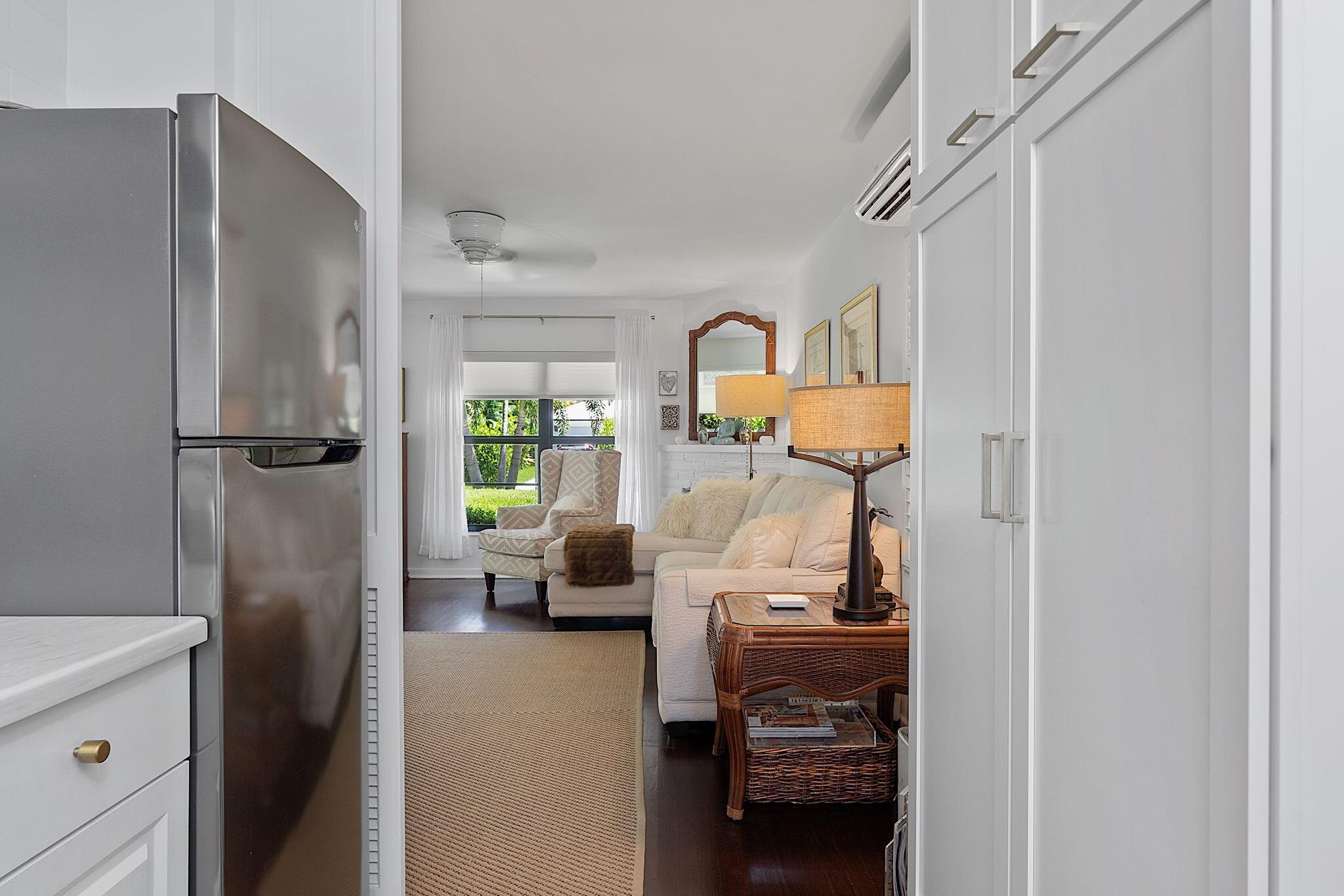 249 NE 9th Street