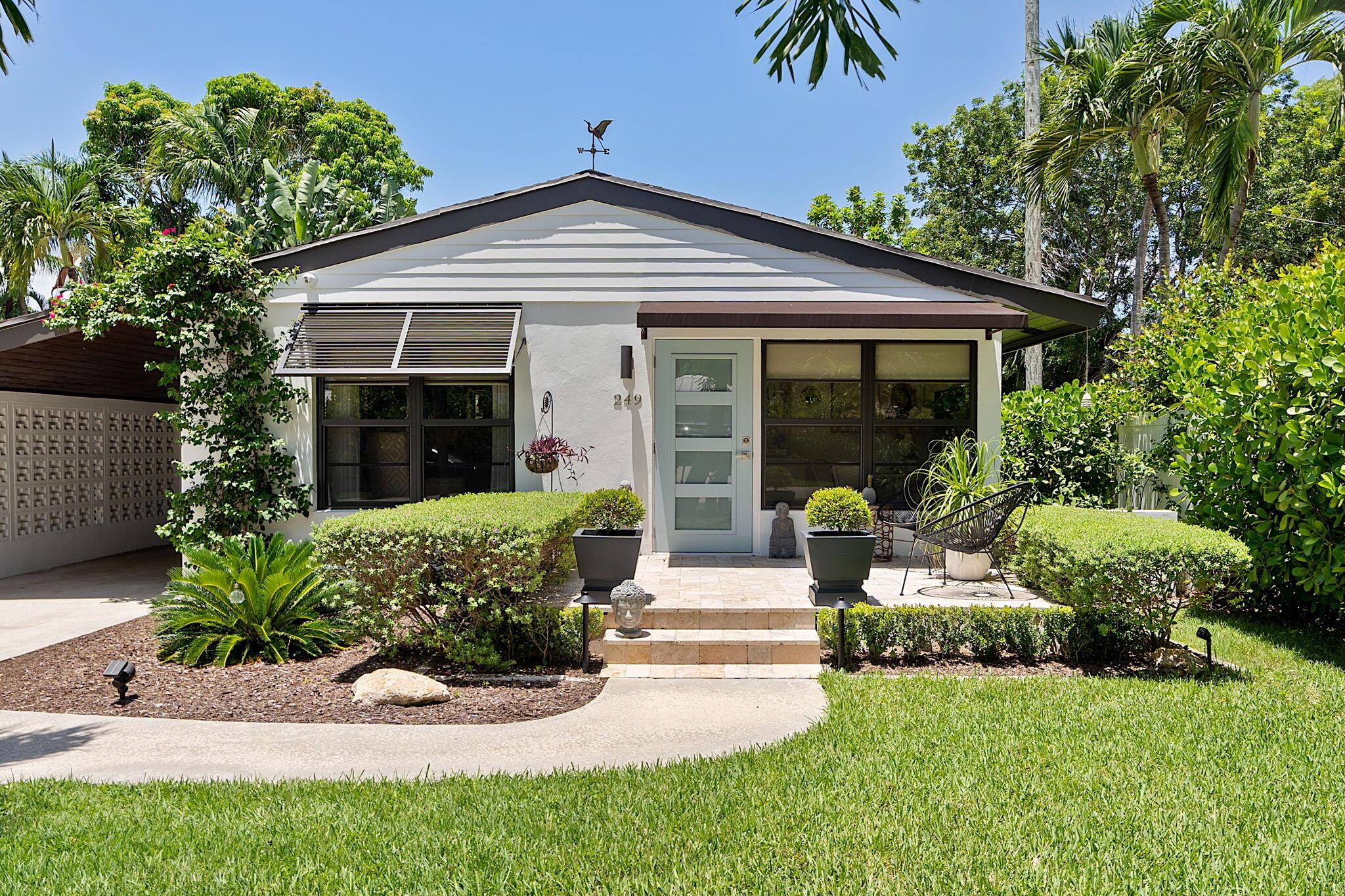 249 NE 9th Street