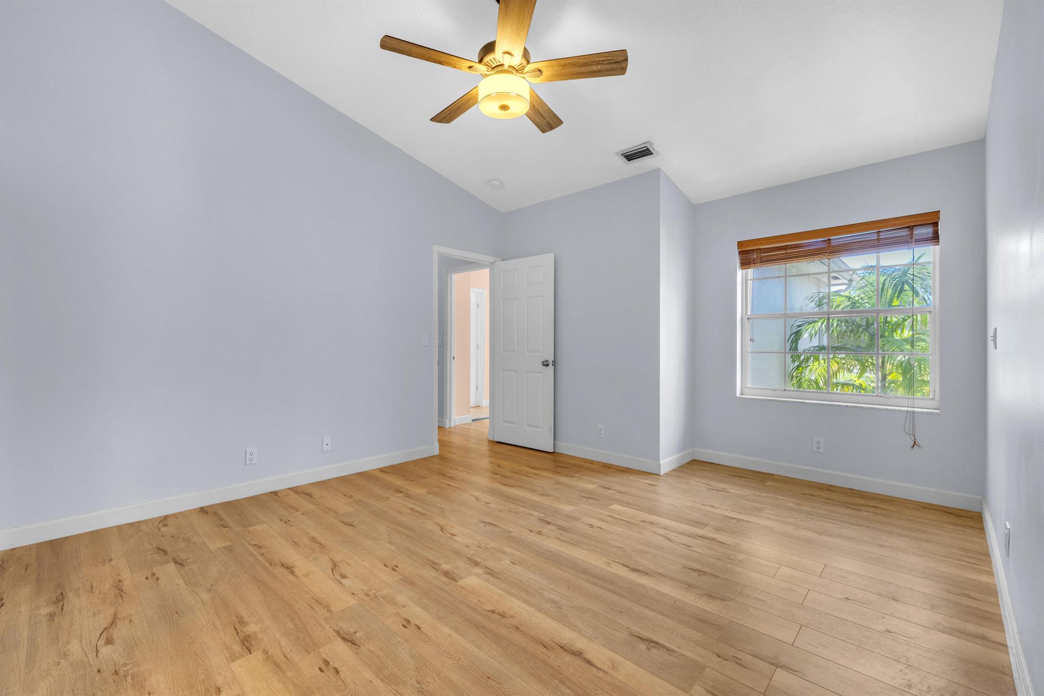 10125 N Military Trail Trail
