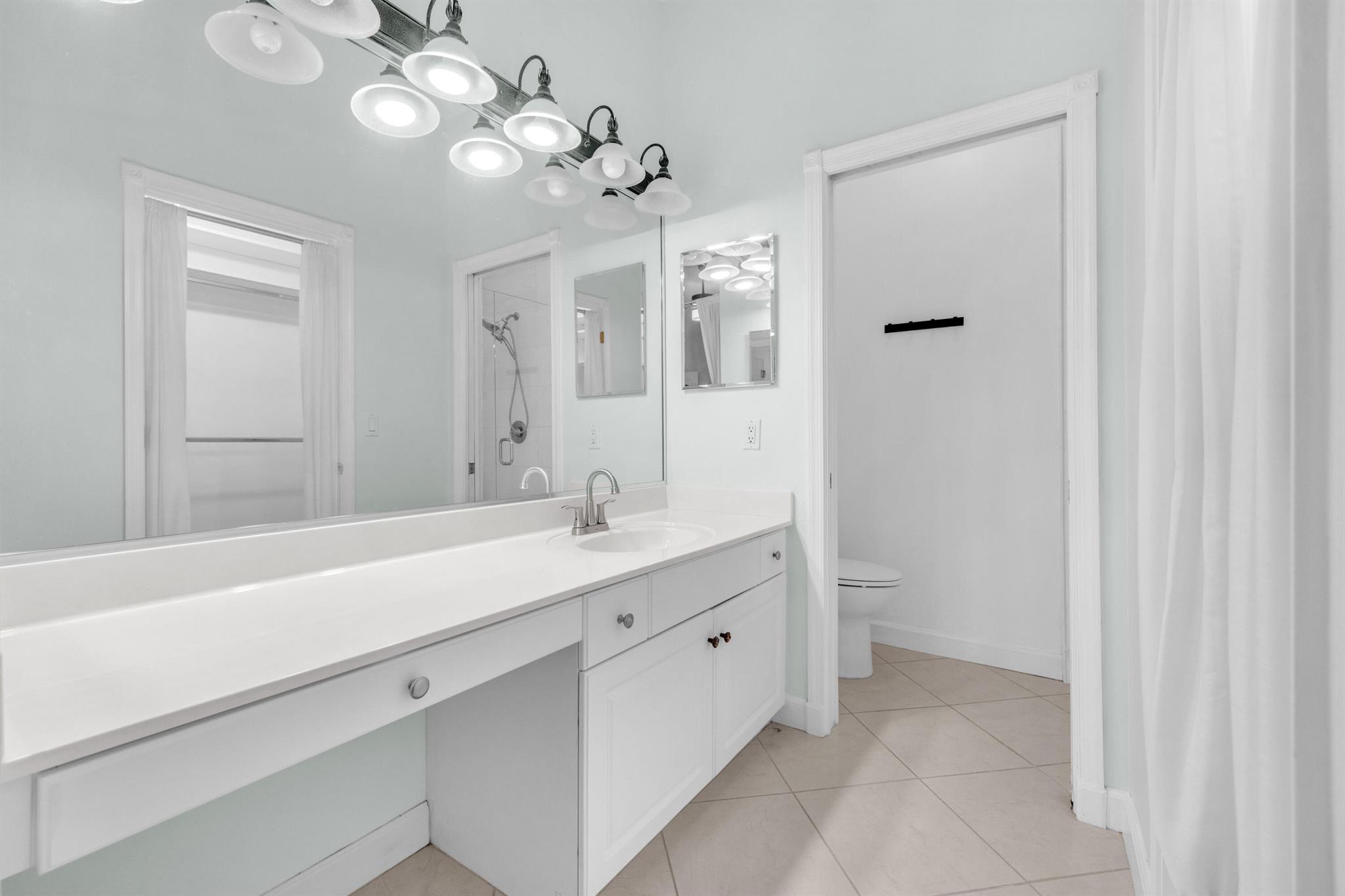 10125 N Military Trail Trail
