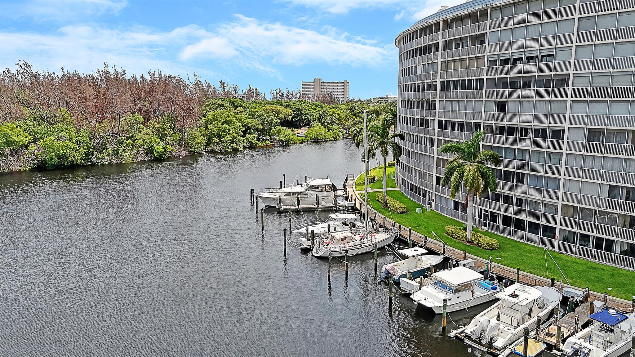 1537 E Hillsboro Boulevard 144