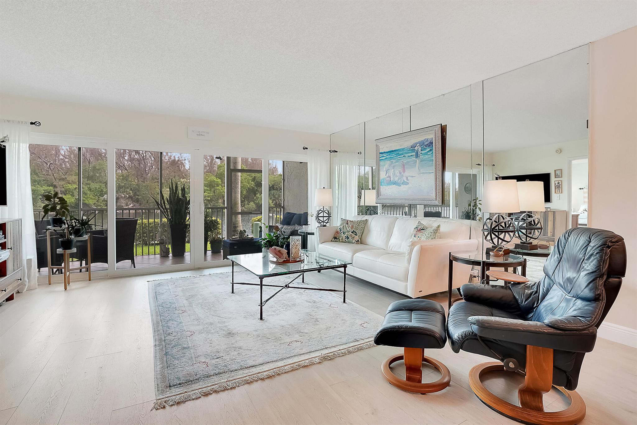 1537 E Hillsboro Boulevard 144