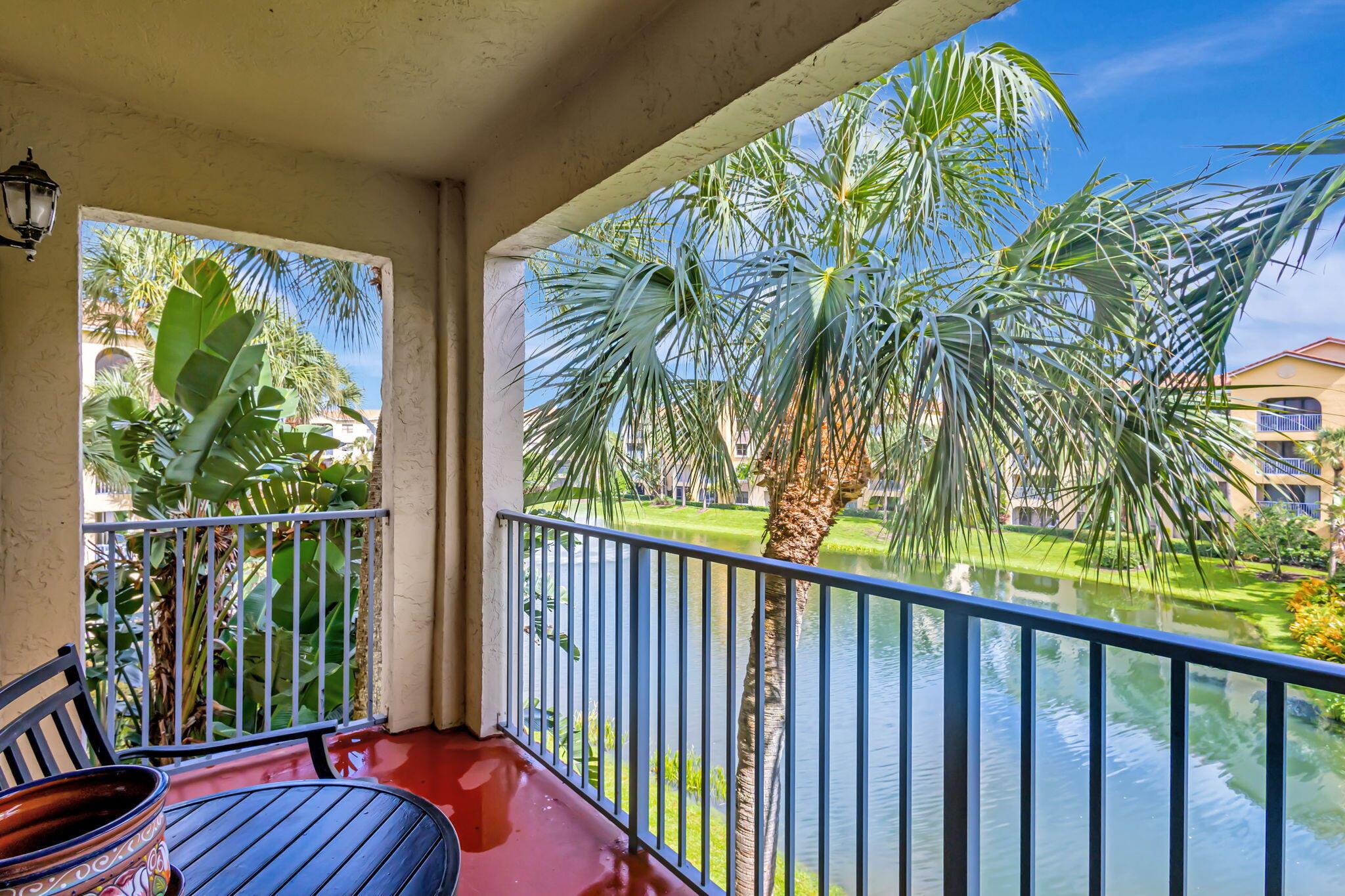 500 Uno Lago Drive 302