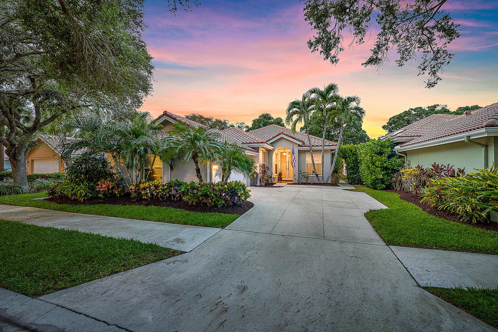 104 S Hampton Drive