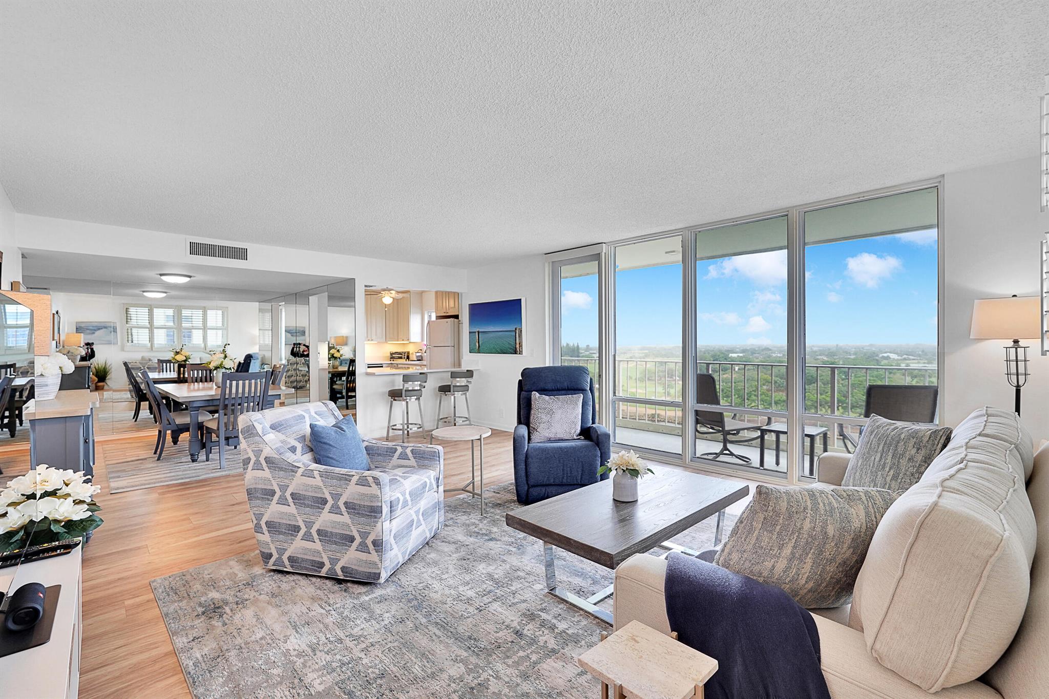 336 Golfview Road 1002