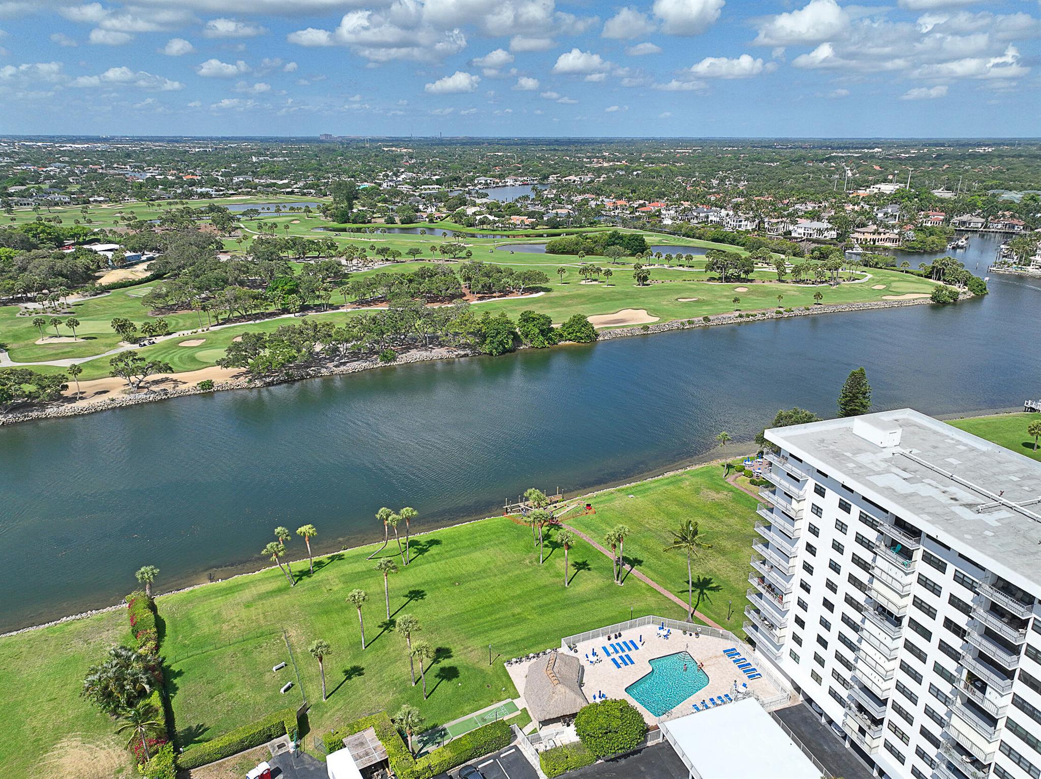 336 Golfview Road 1002