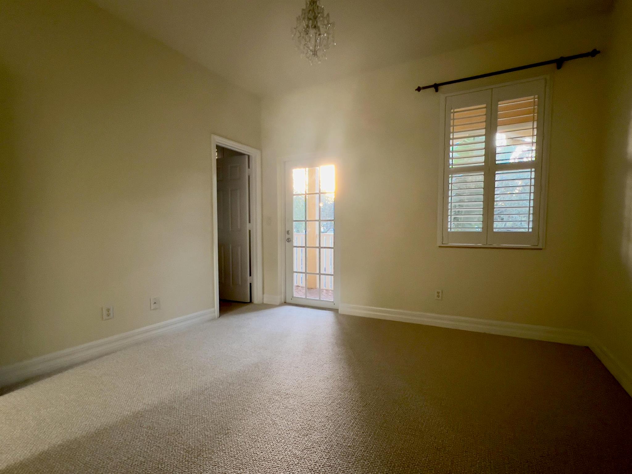 211 E Bay Cedar Circle