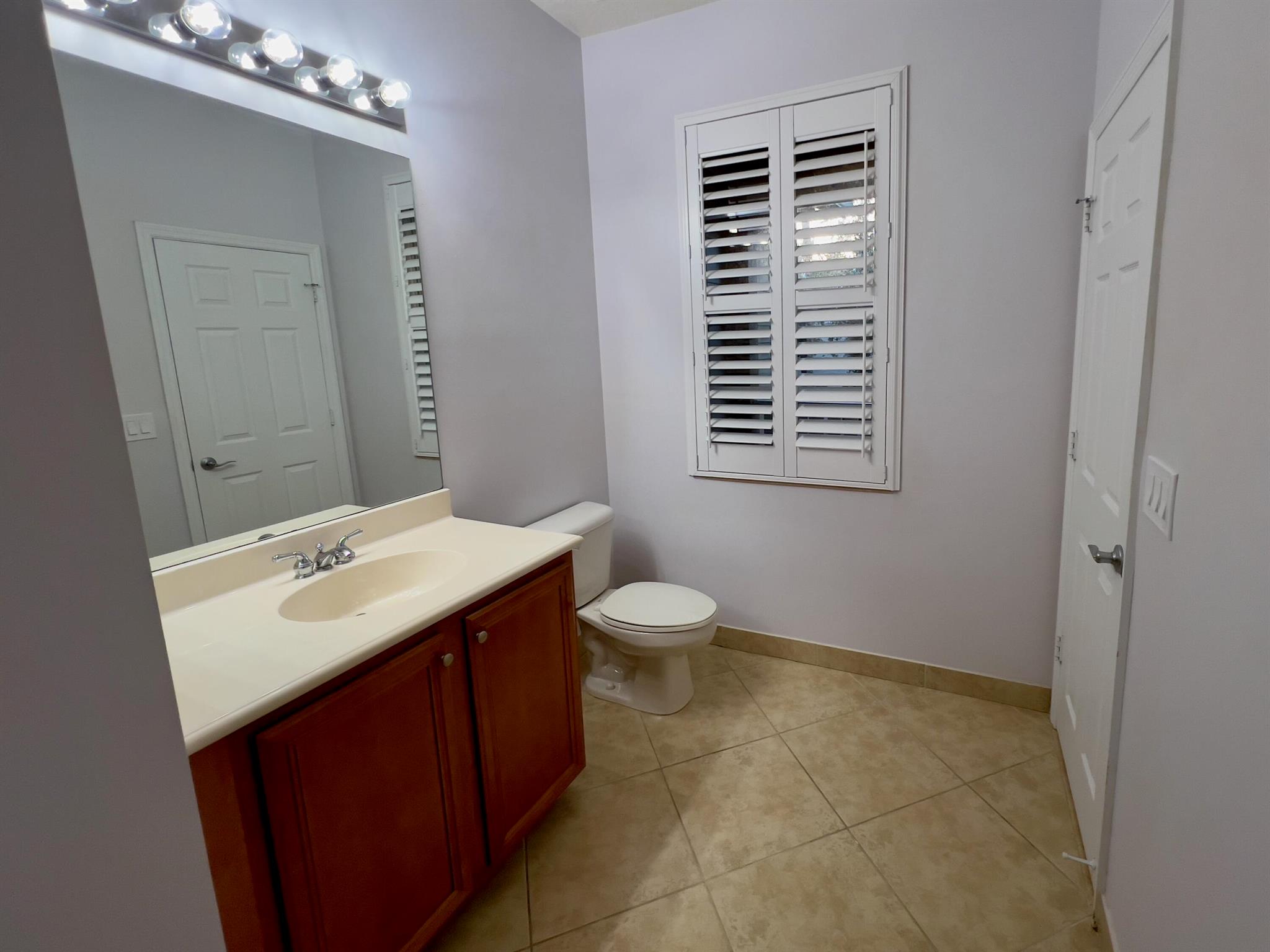 211 E Bay Cedar Circle