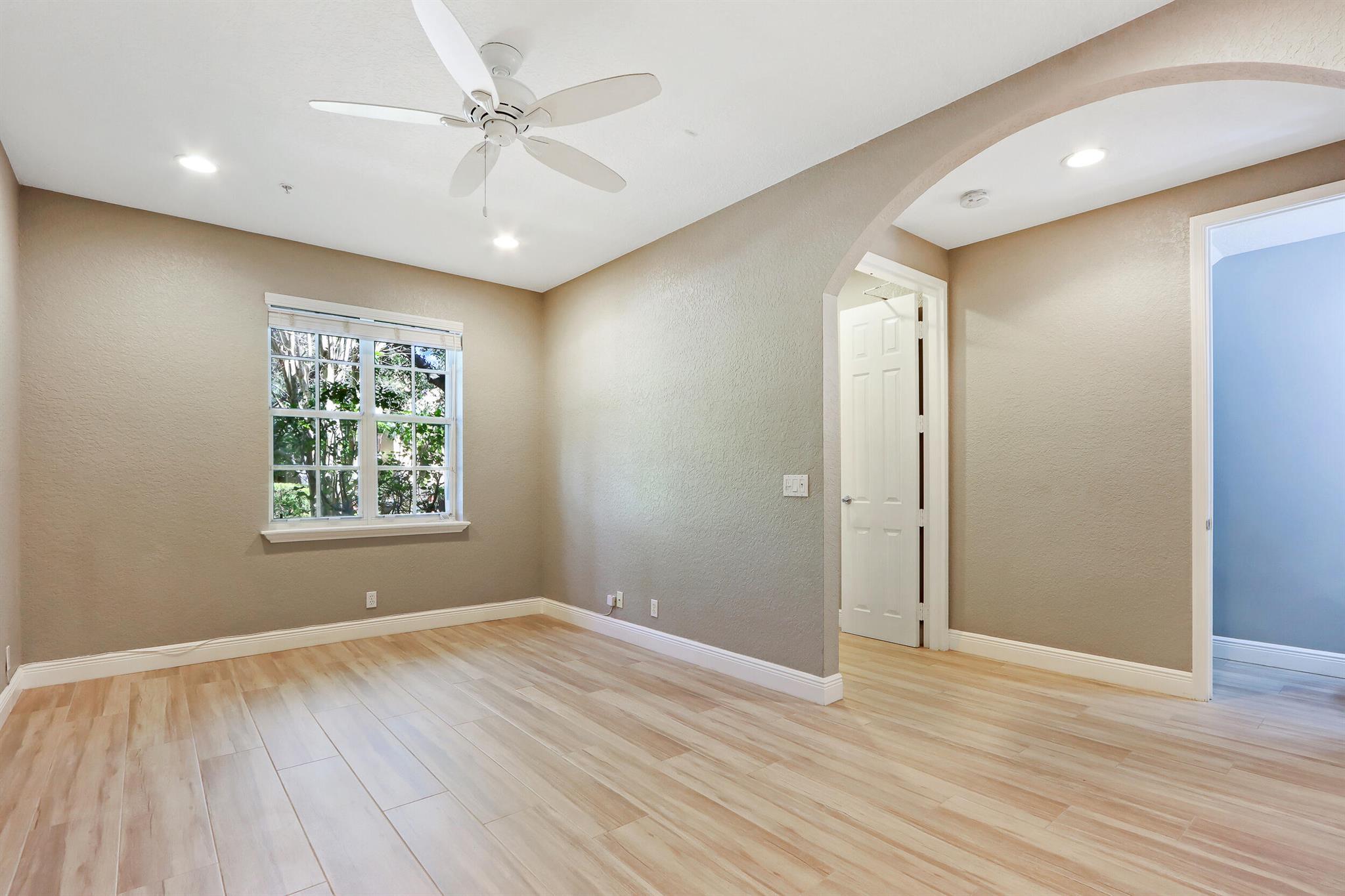 118 Jesup Lane