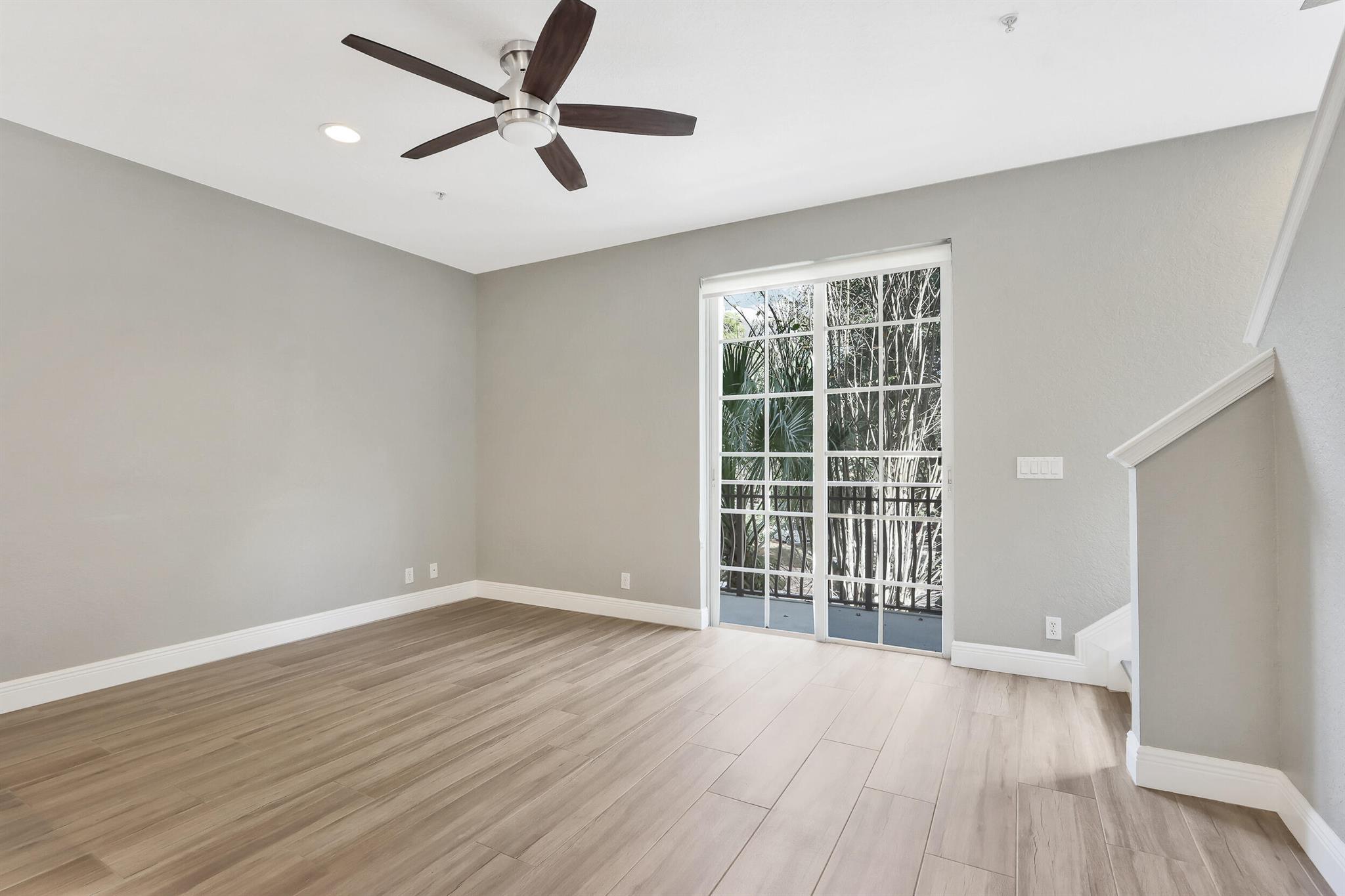 118 Jesup Lane
