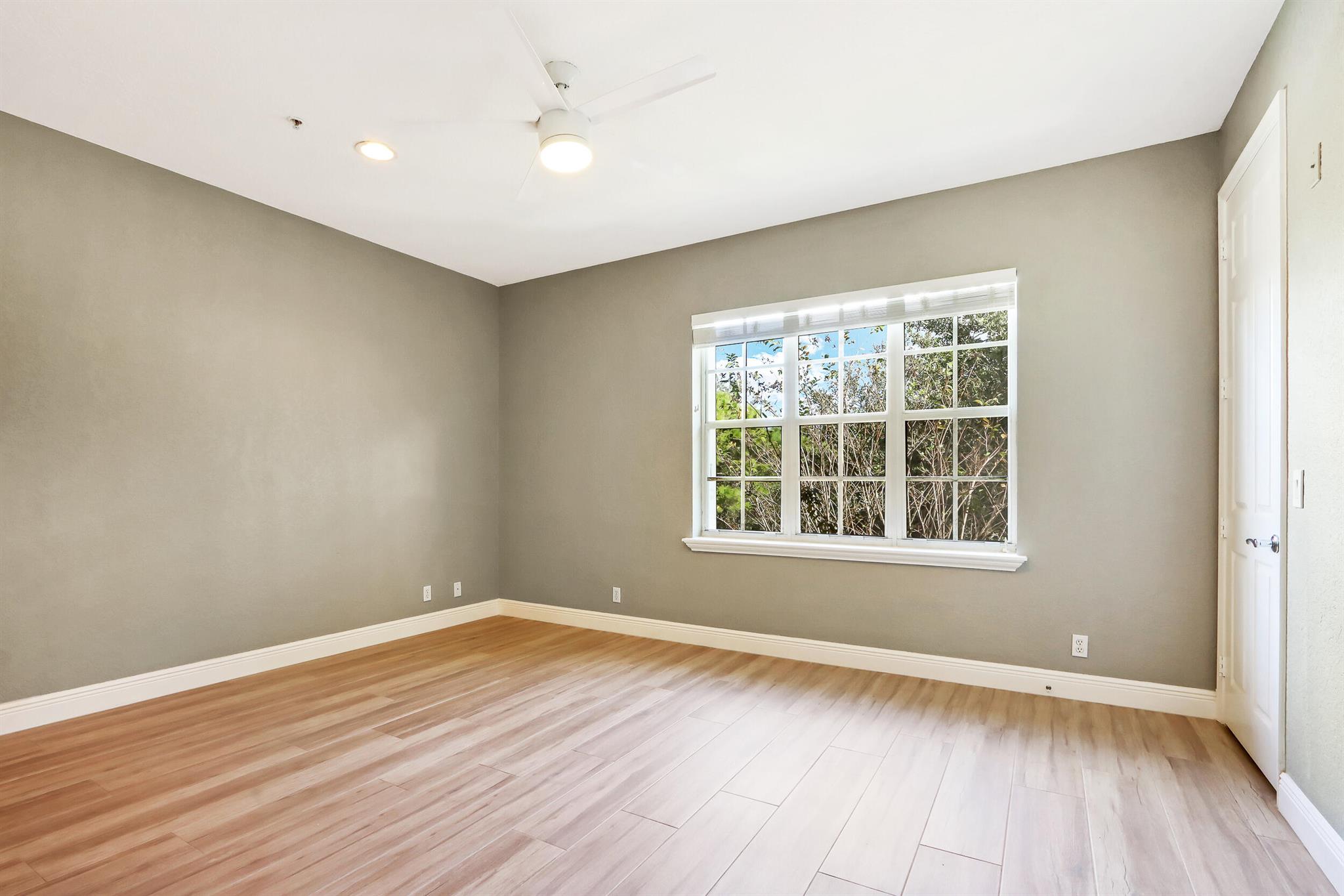 118 Jesup Lane
