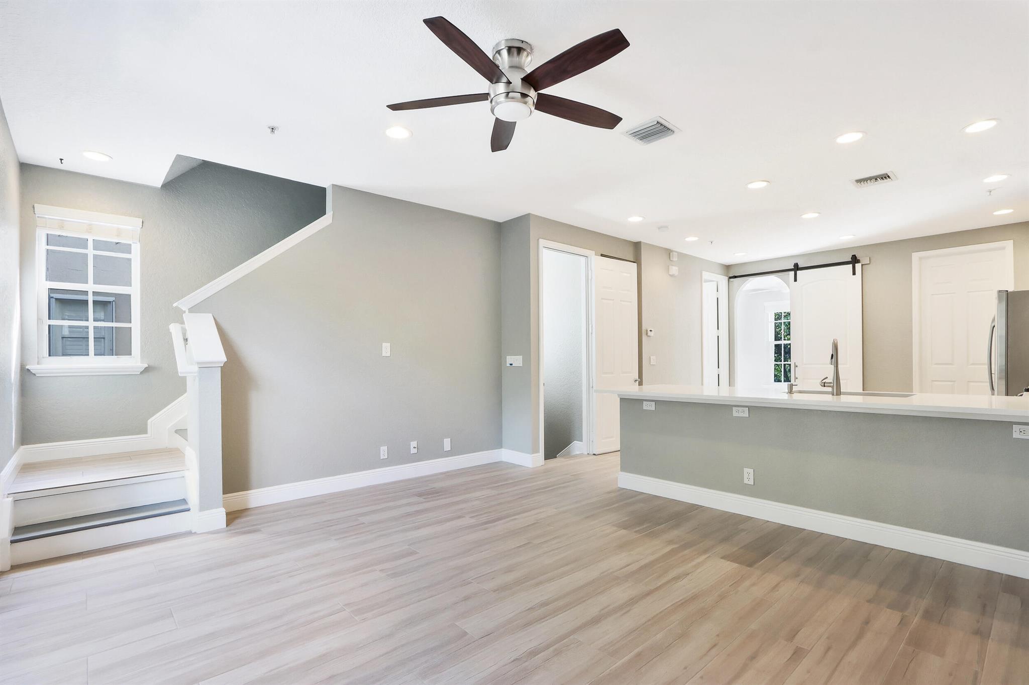 118 Jesup Lane