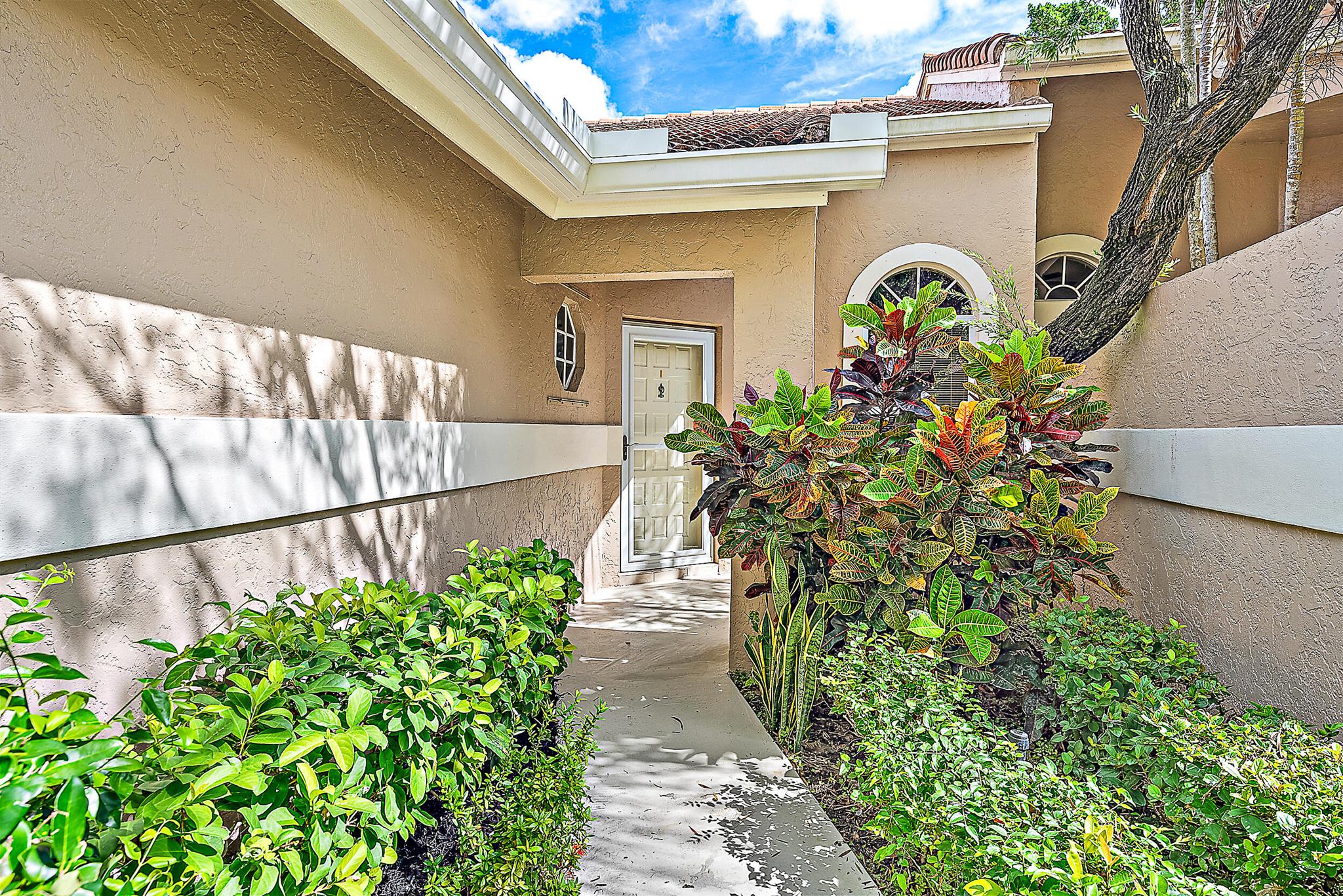 2201 Heather Run Terrace
