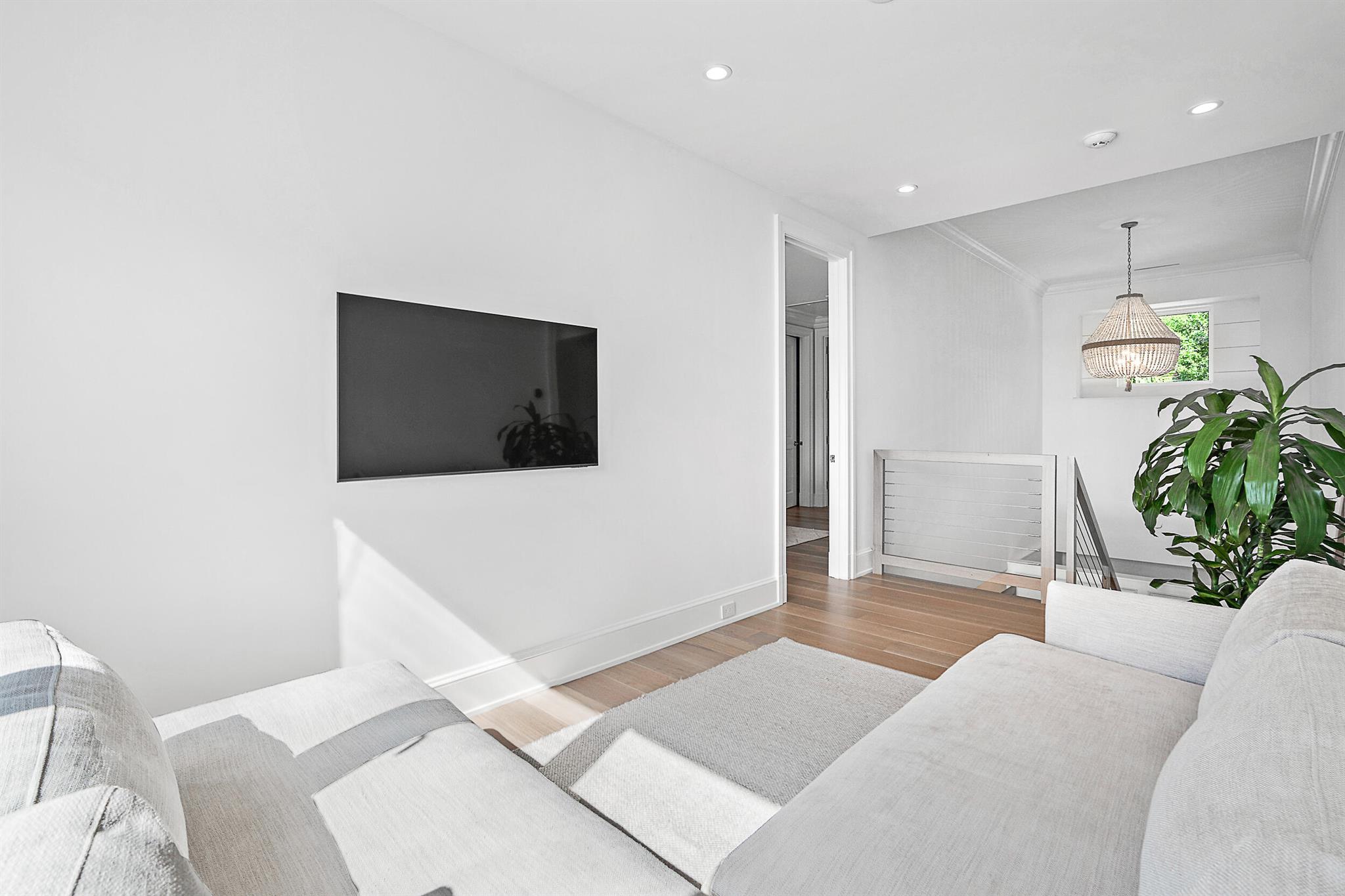 145 Commodore Drive
