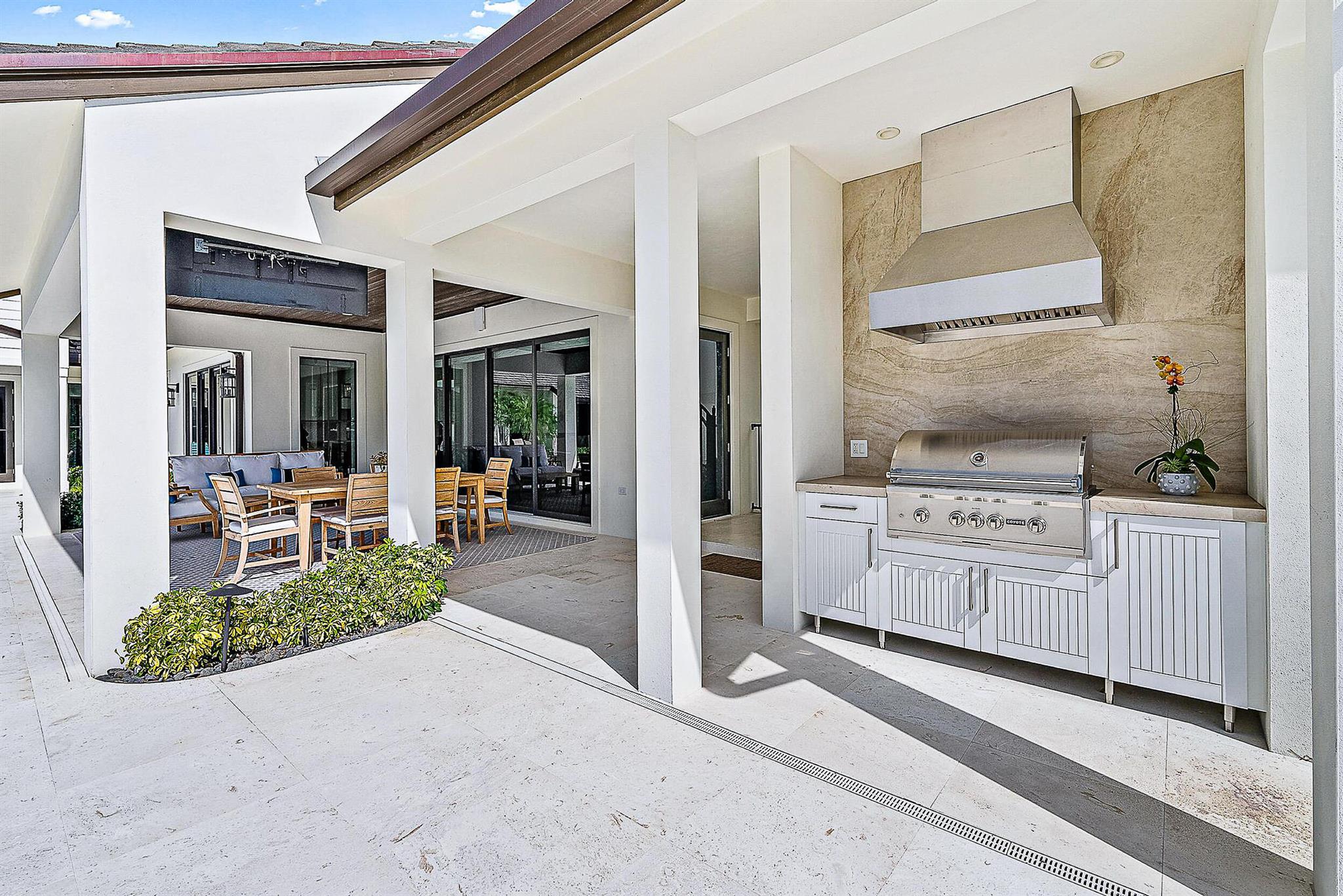 145 Commodore Drive