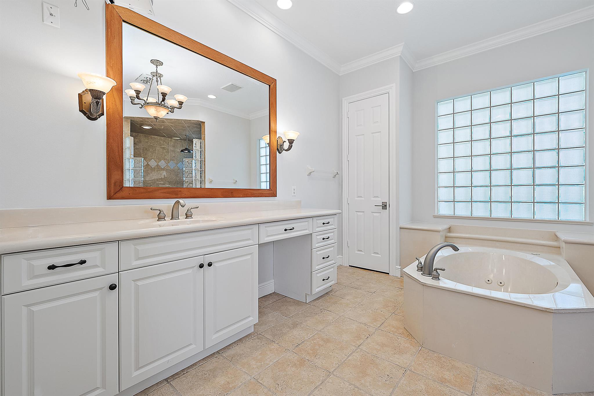 11025 Monet Lane