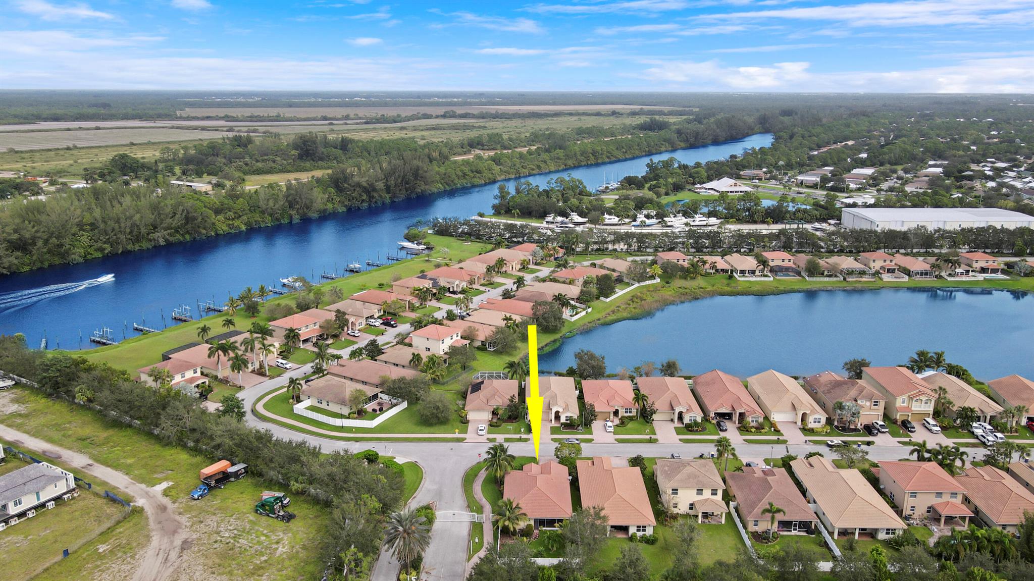 3225 SW Porpoise Circle