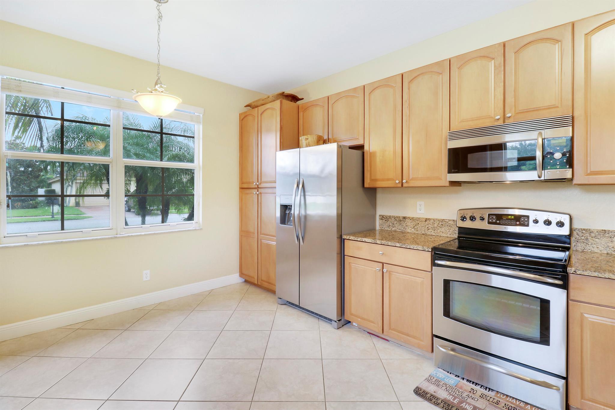 3225 SW Porpoise Circle