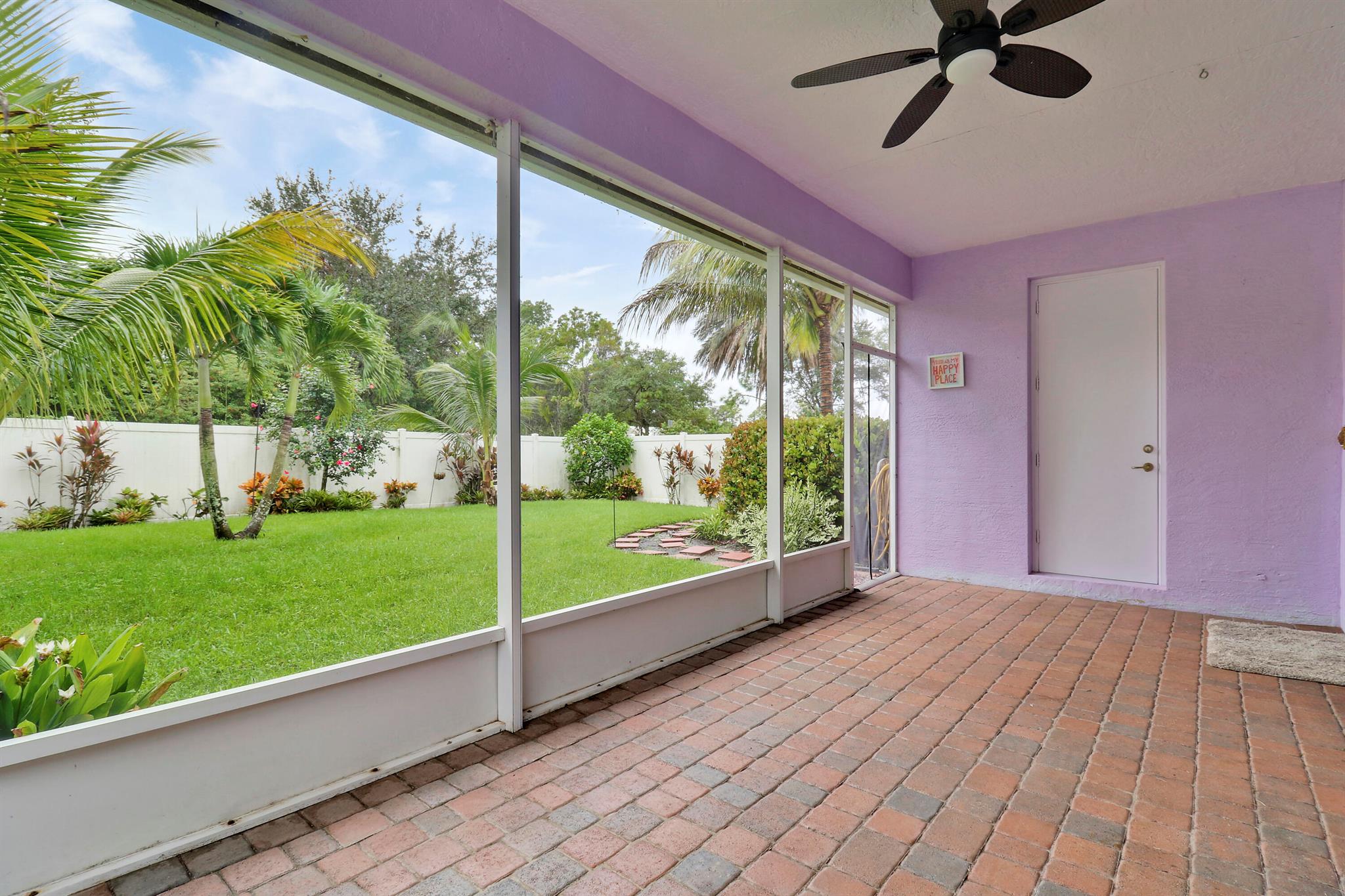 3225 SW Porpoise Circle