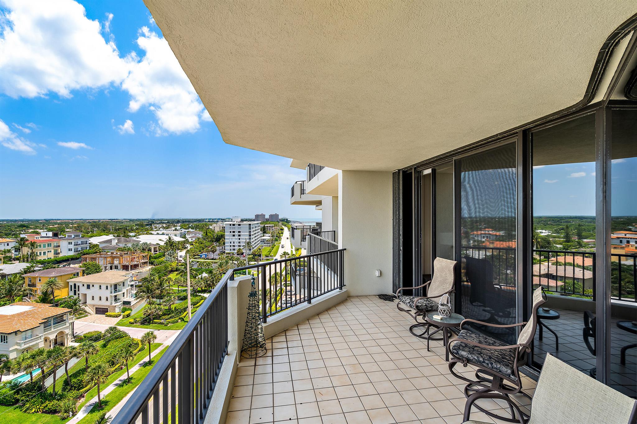 800 Ocean Drive 1004