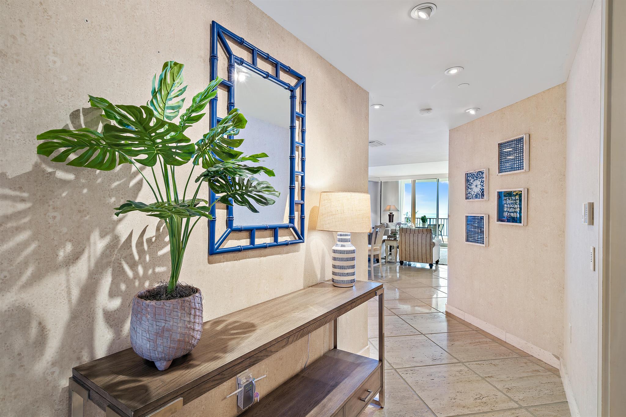 800 Ocean Drive 1004