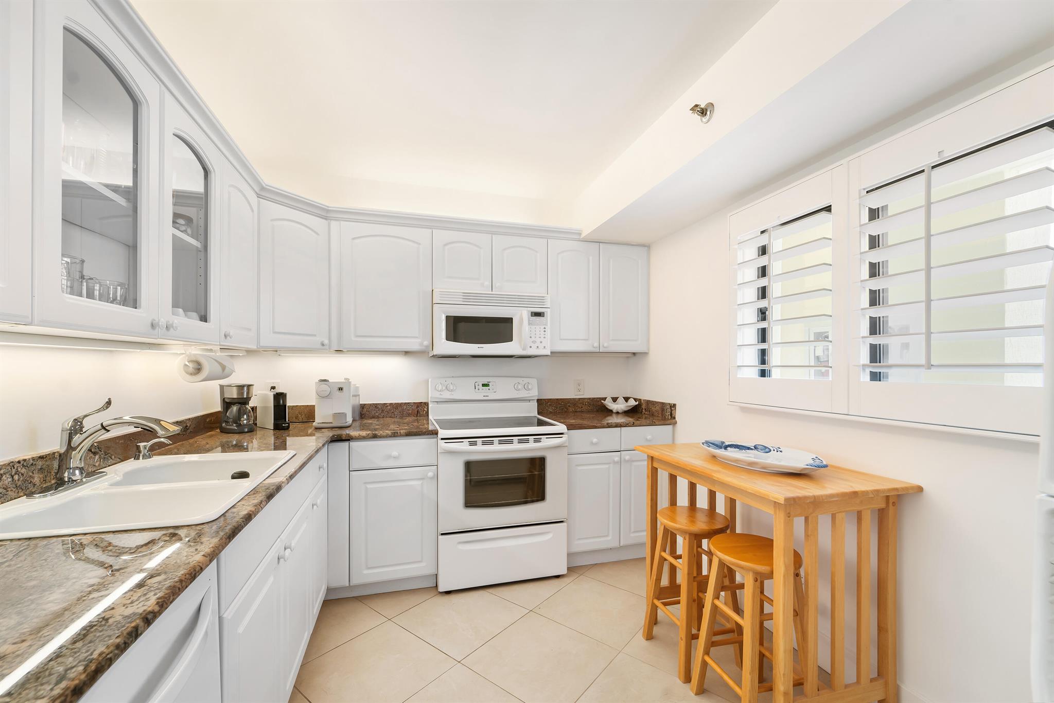 300 Ocean Trail Way 1009