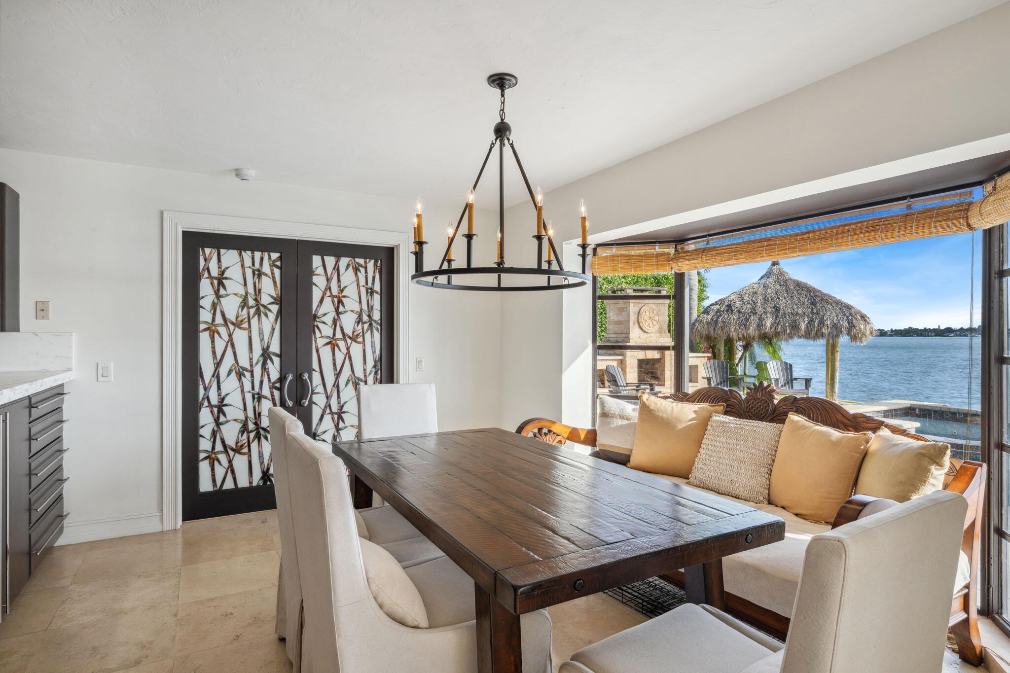 10 Yacht Club Place