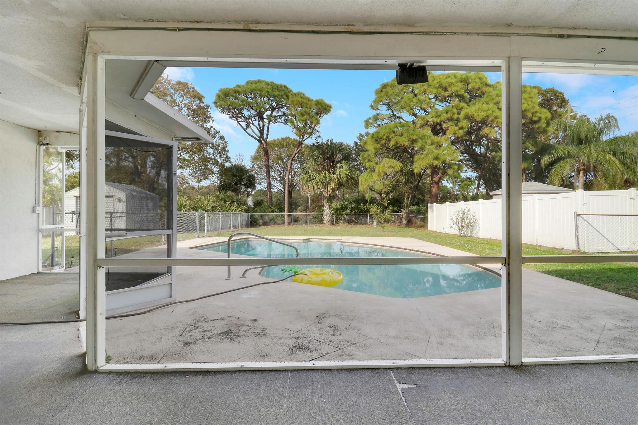 503 Oak Terrace