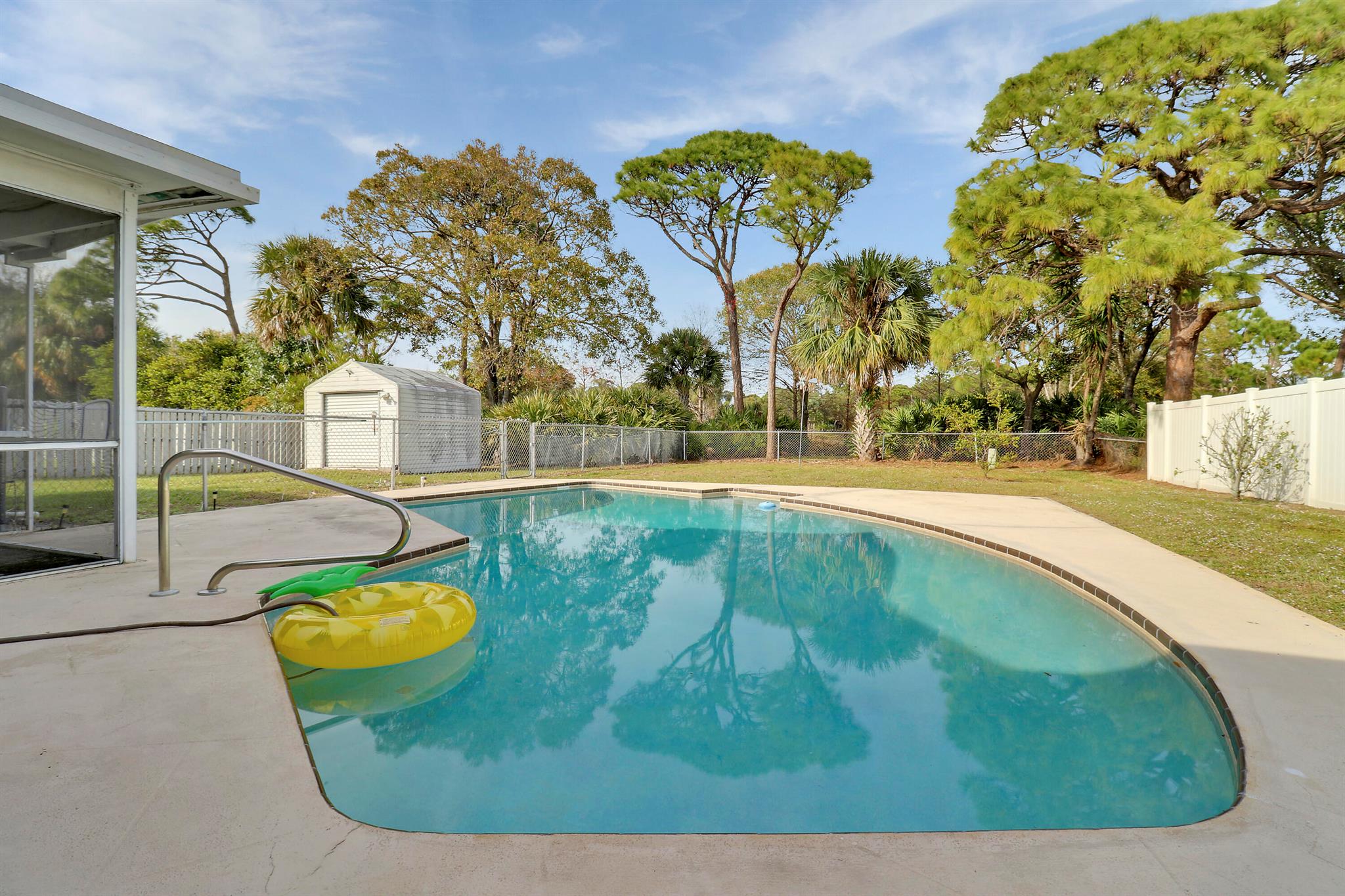 503 Oak Terrace