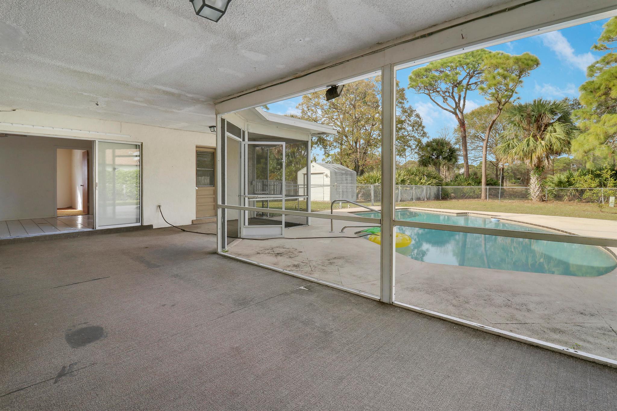 503 Oak Terrace