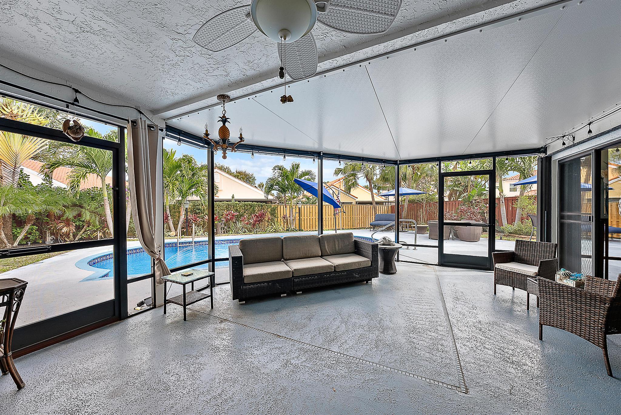 2500 La Cristal Circle