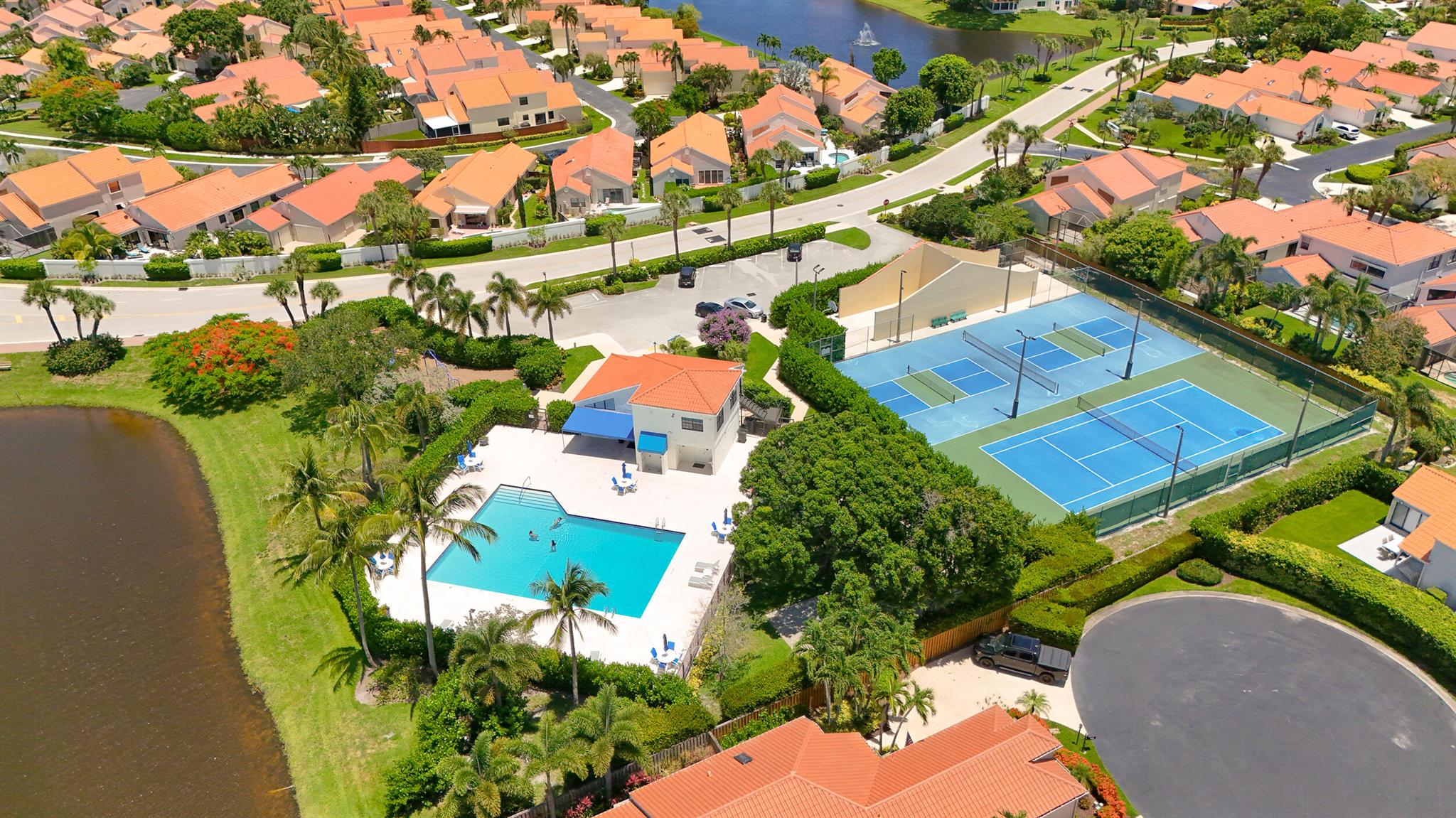 2500 La Cristal Circle