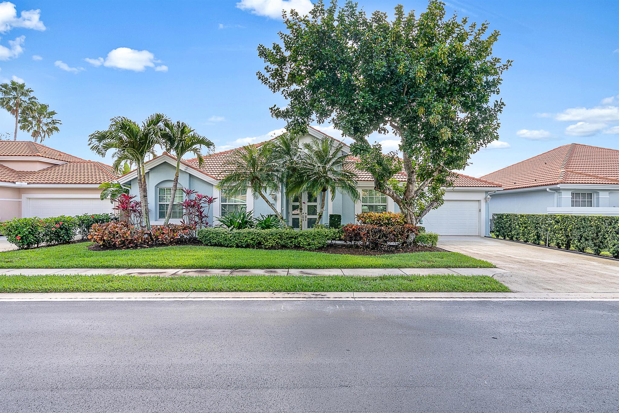 271 Eagleton Estate Boulevard