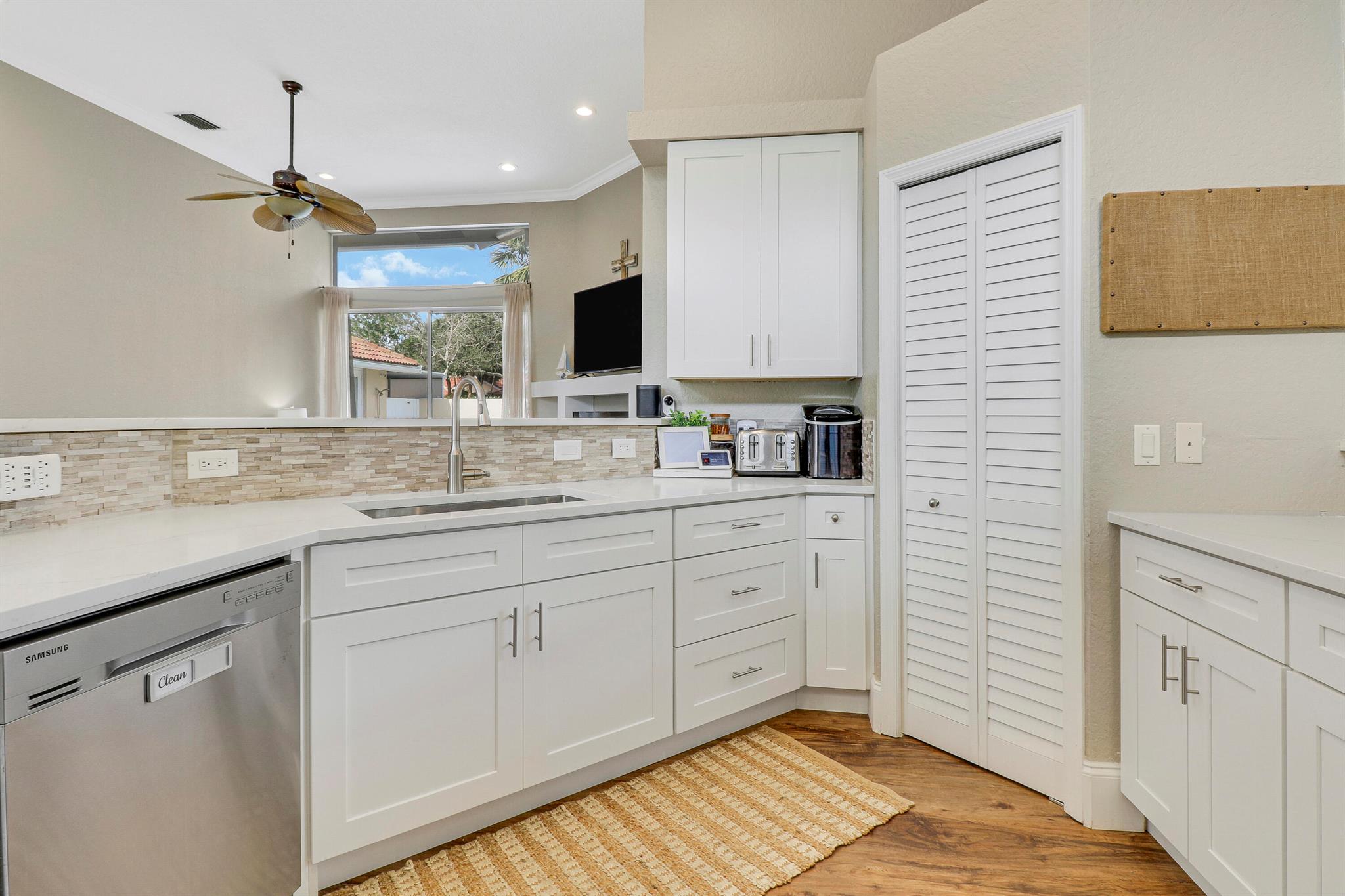 6995 Cypress Cove Circle