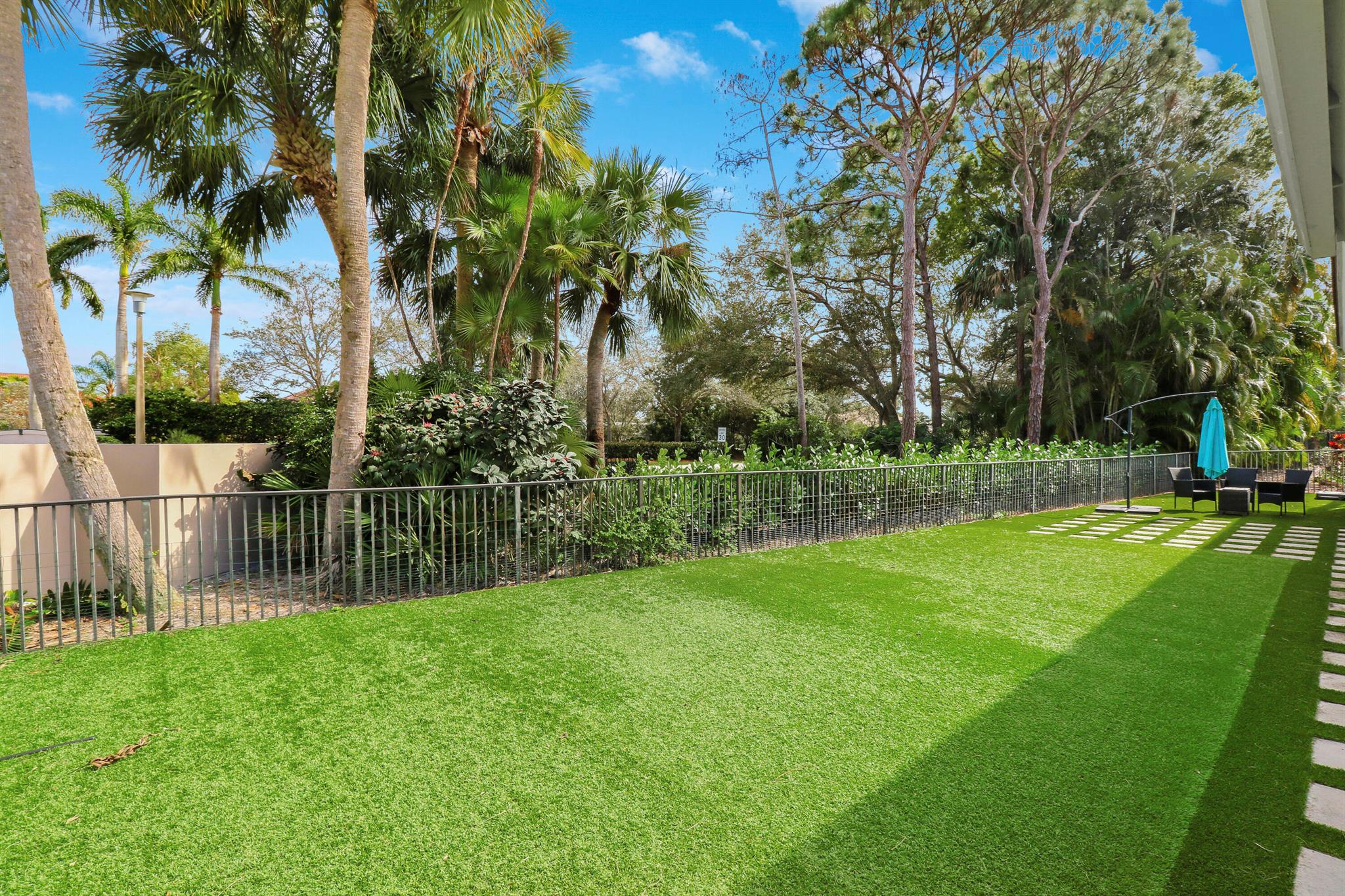 6995 Cypress Cove Circle