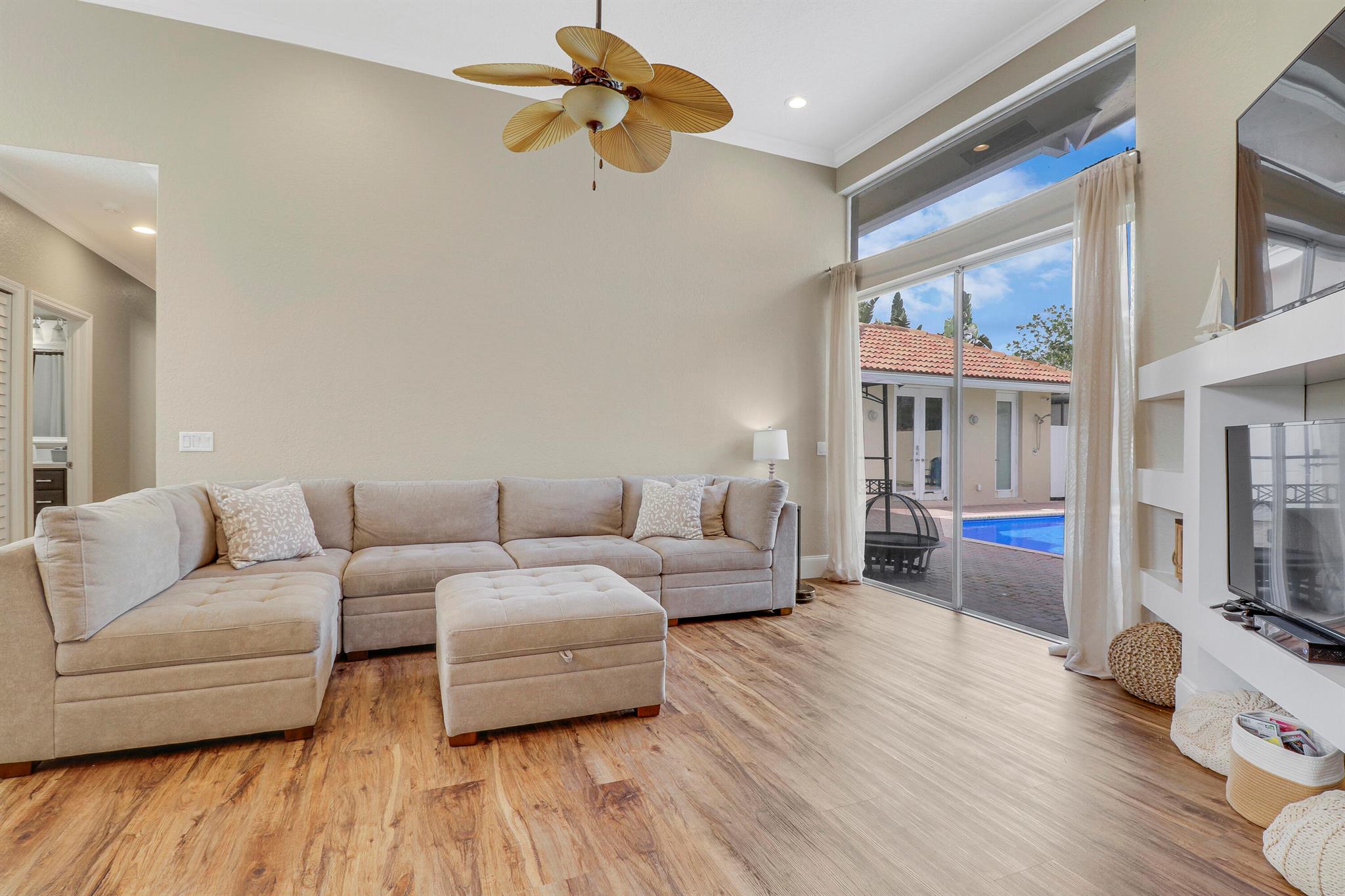 6995 Cypress Cove Circle